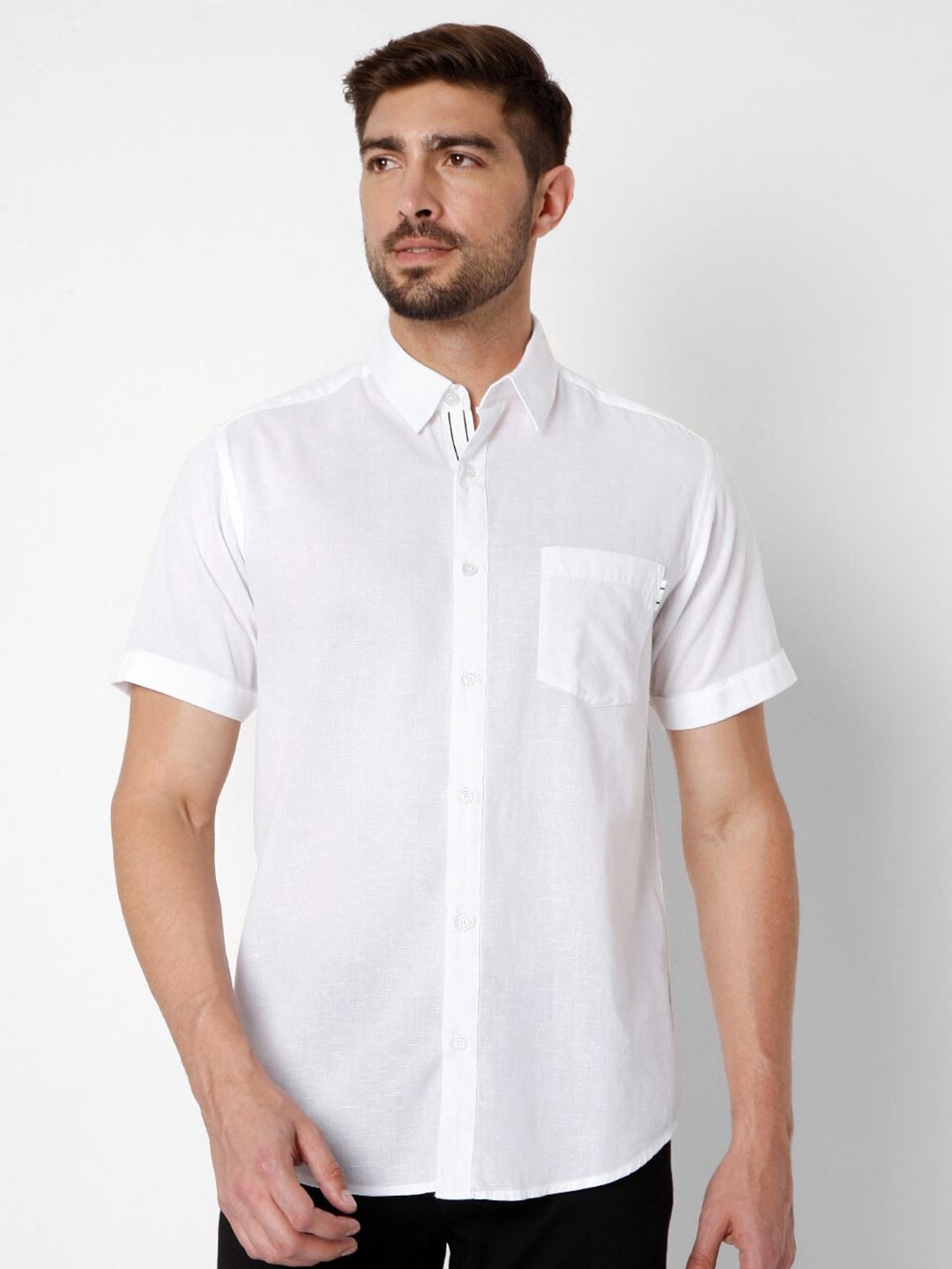 

Mufti Men Off White Slim Fit Cotton Casual Shirt