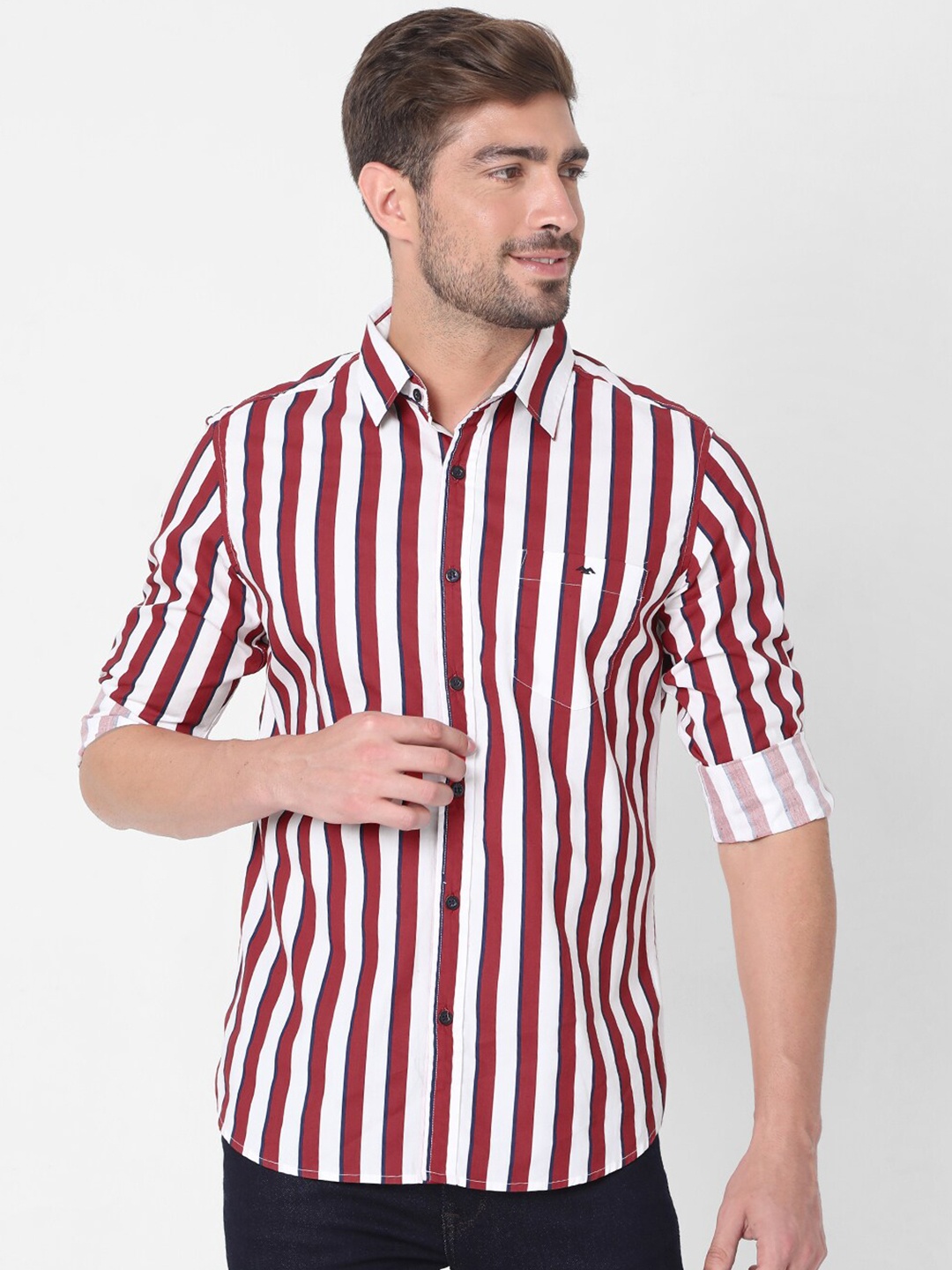 

Mufti Men White & Red Slim Fit Striped Casual Cotton Shirt
