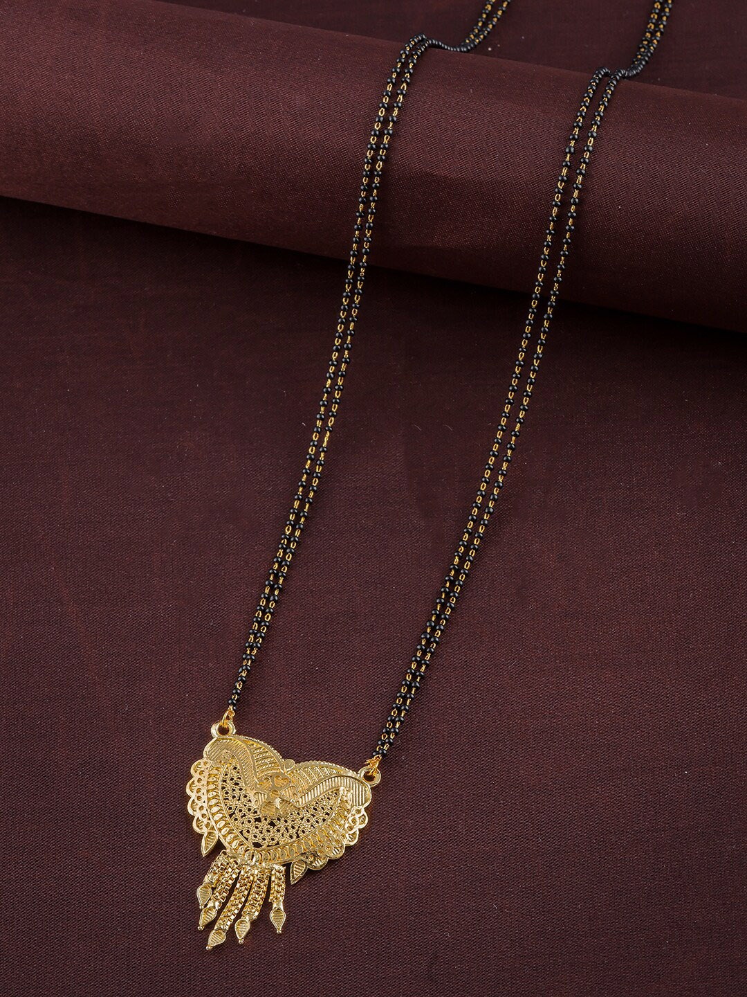 

Brandsoon Gold-Plated Stone-Studded & Beaded Mangalsutra