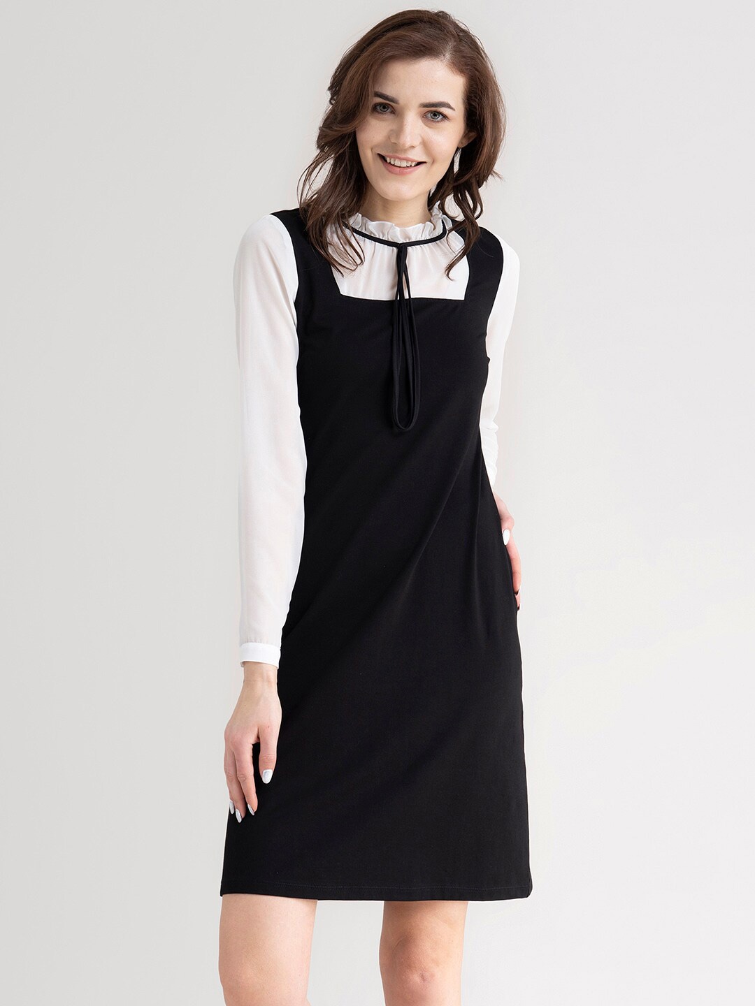 

FableStreet Women Black & White Colourblocked Tie-Up Neck Formal Sheath Dress