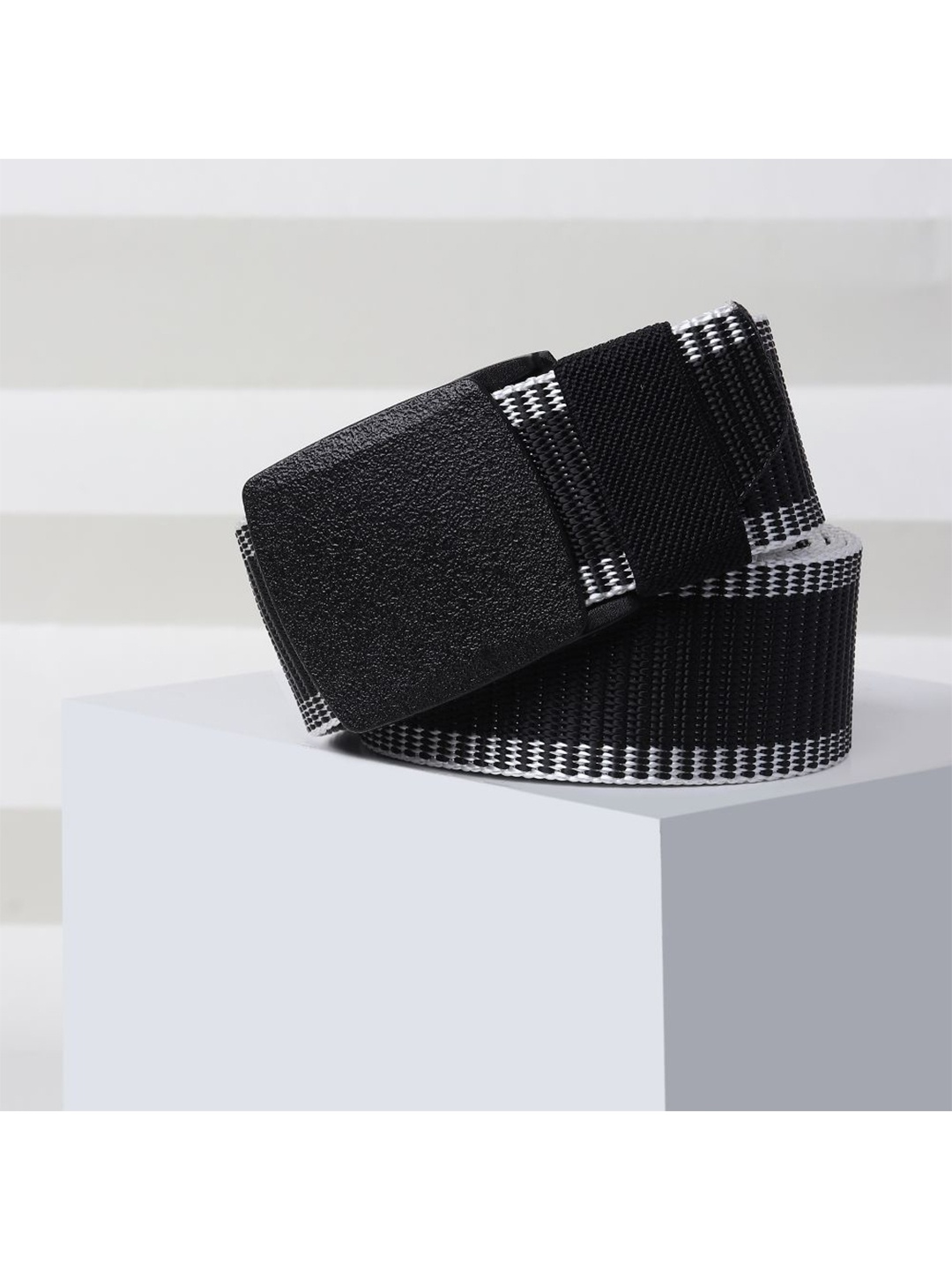 

Kastner Men Black Woven Design Belt