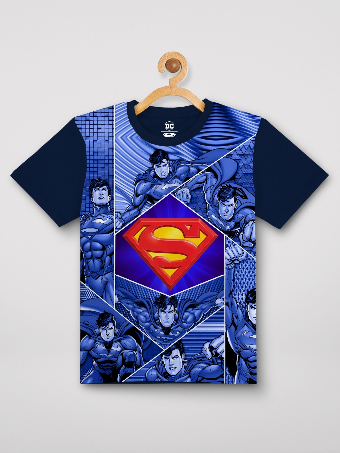 

Kids Ville Boys Navy Blue Superman Printed Cotton T-shirt