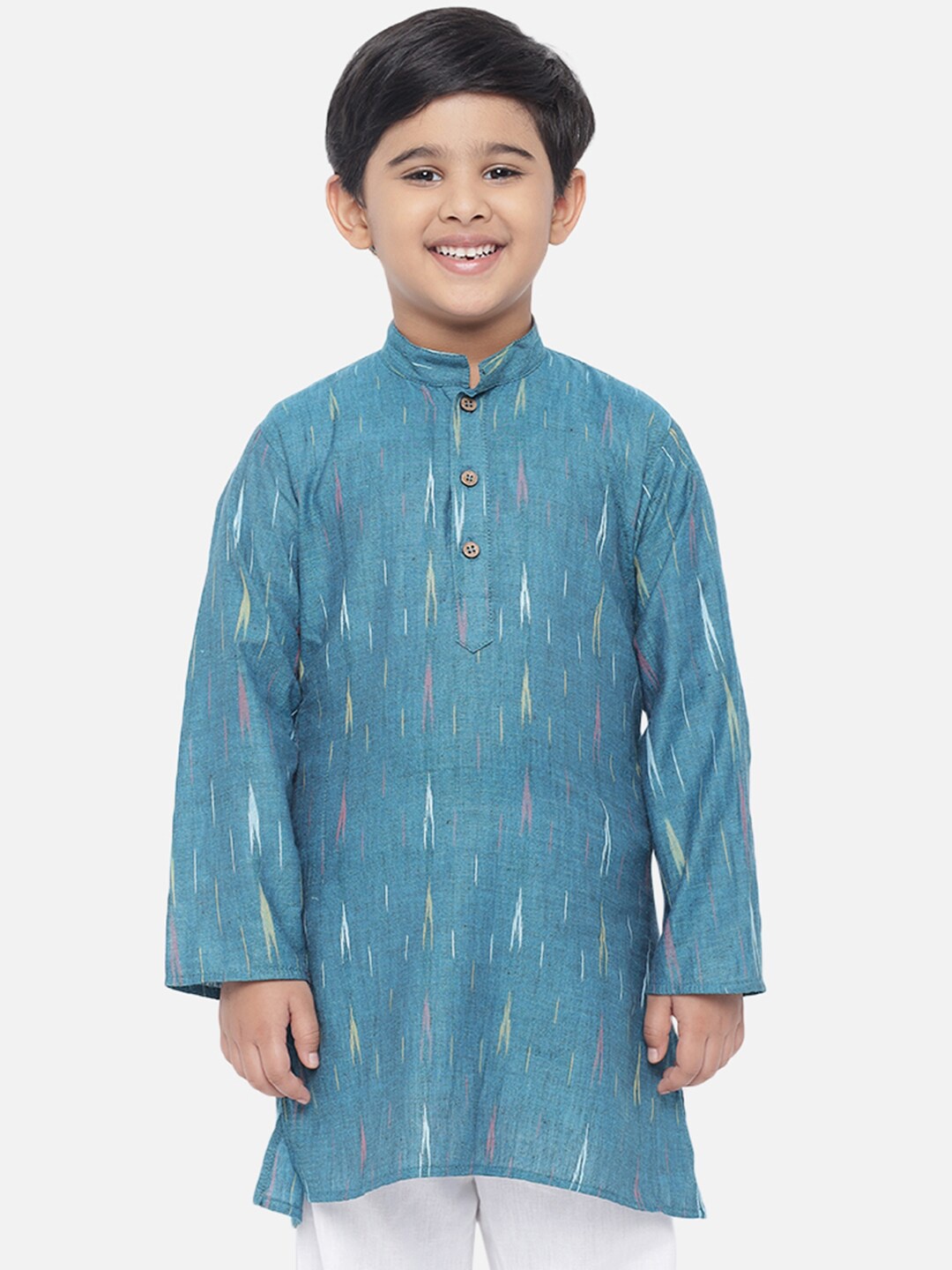 

Vastraa Fusion Boys Teal Printed Handloom Kurta