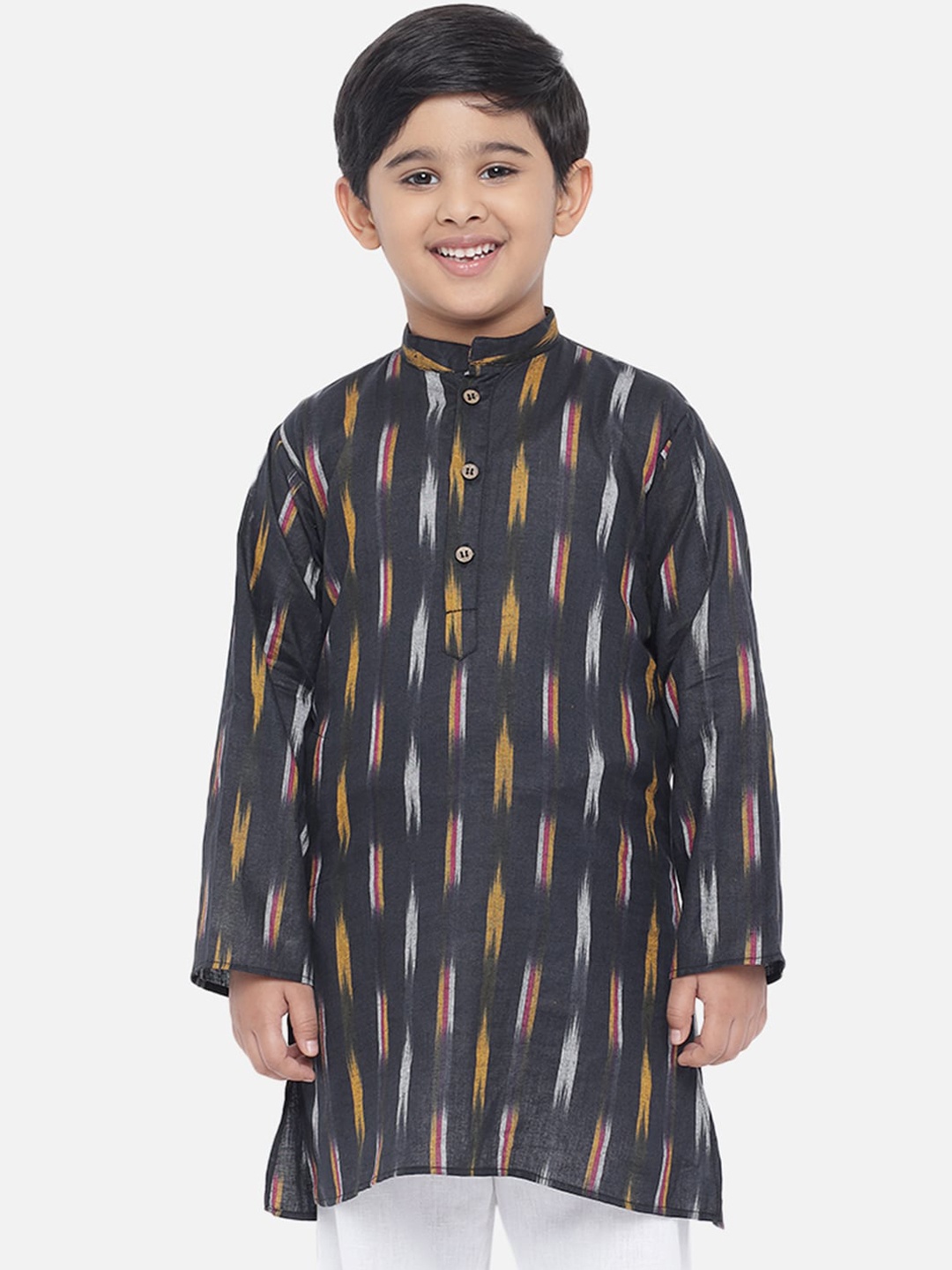 

Vastraa Fusion Boys Black Ikat Print Cotton Kurta