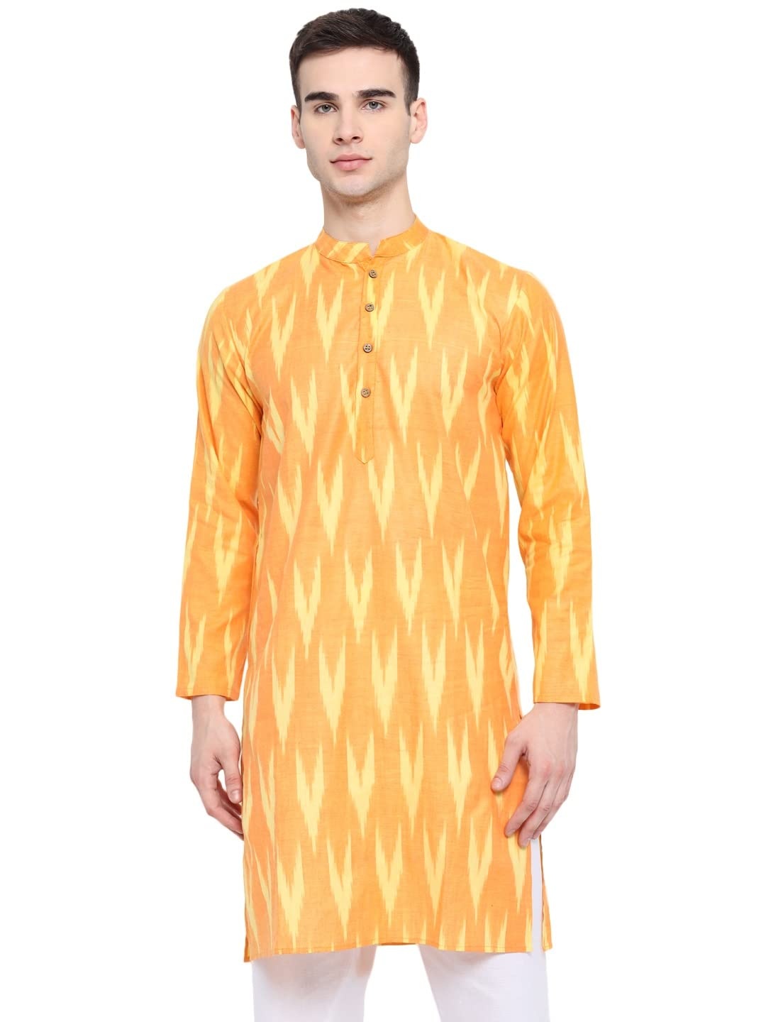 

Vastraa Fusion Men Yellow Geometric Handloom Kurta