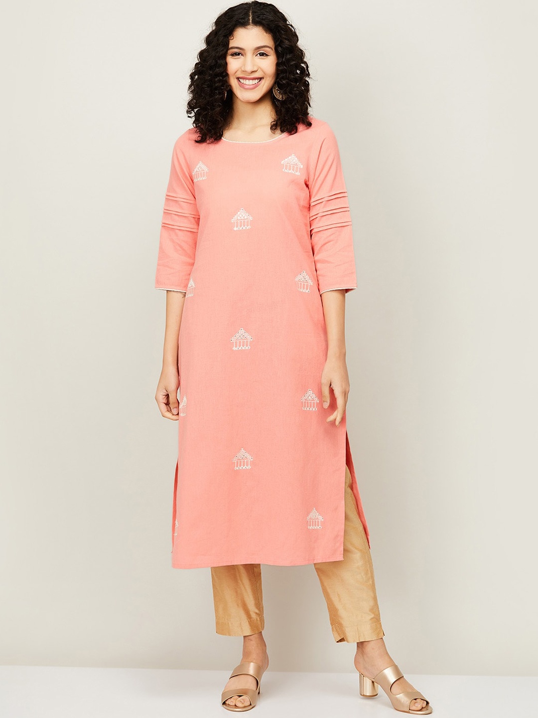 

Melange by Lifestyle Women Pink & White Ethnic Motifs Printed Kurta
