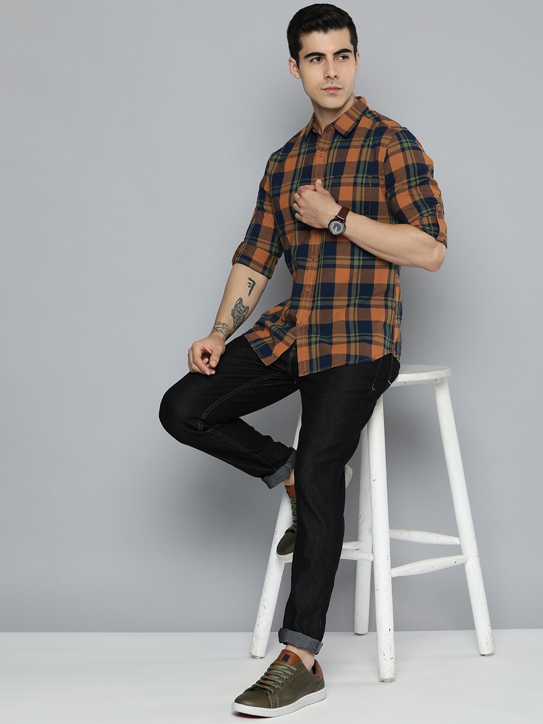 

HERE&NOW Men Mustard And Navy Blue Slim Fit Tartan Checked Pure Cotton Casual Shirt