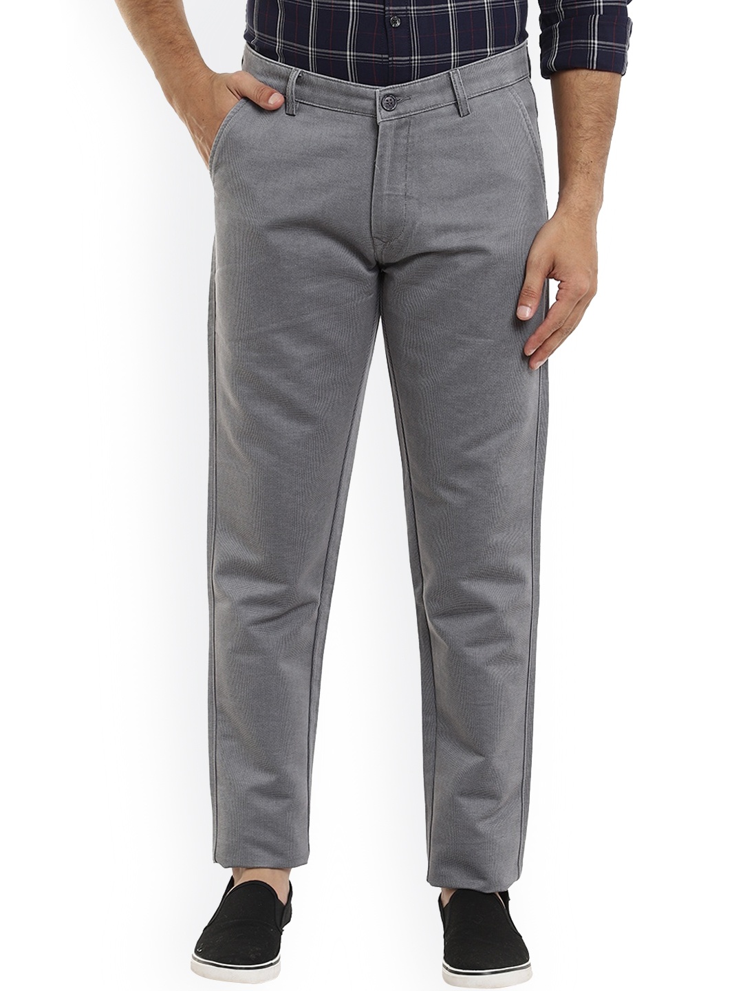 

V-Mart Men Grey Slim Fit Easy Wash Chinos Trousers