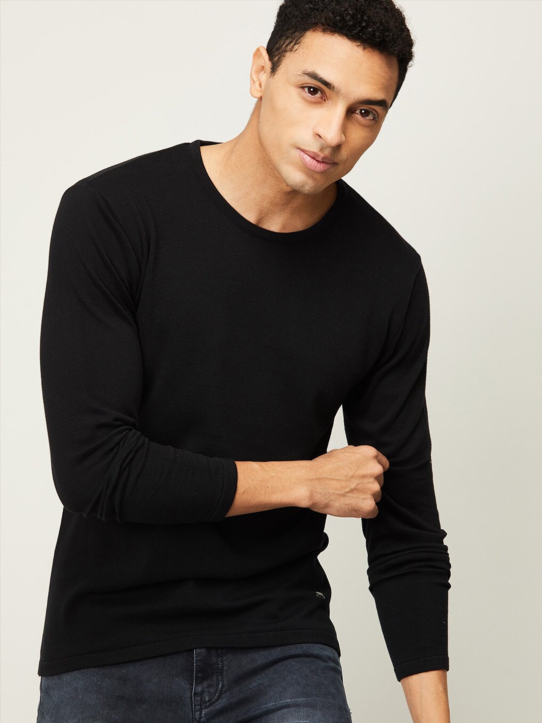 

Fame Forever by Lifestyle Men Black Solid T-shirt