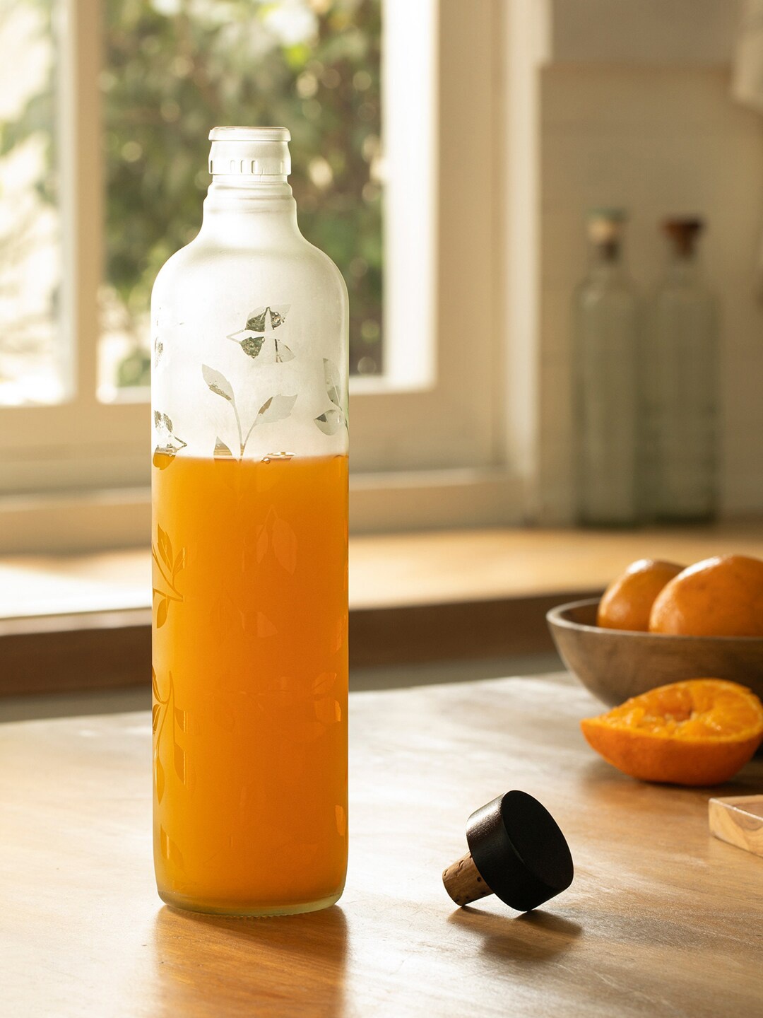 

ellementry Transparent Solid Glass Bottle With Wood Stopper