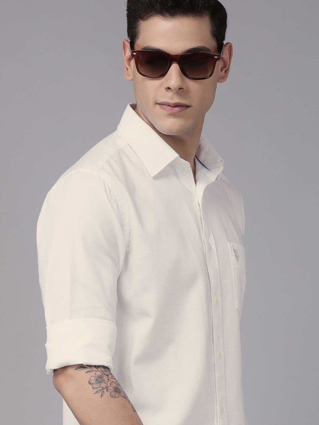 

U S Polo Assn Men White Solid Full Sleeves Casual Shirt