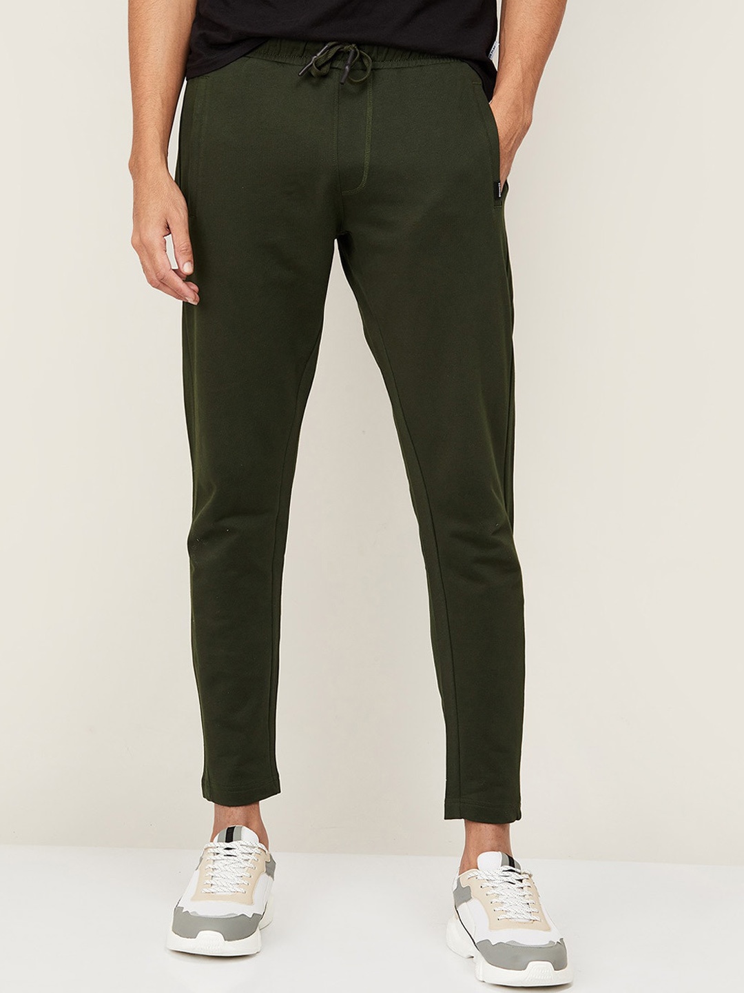 

Fame Forever by Lifestyle Men Olive-Green Solid Slim-Fit Cotton Track Pants