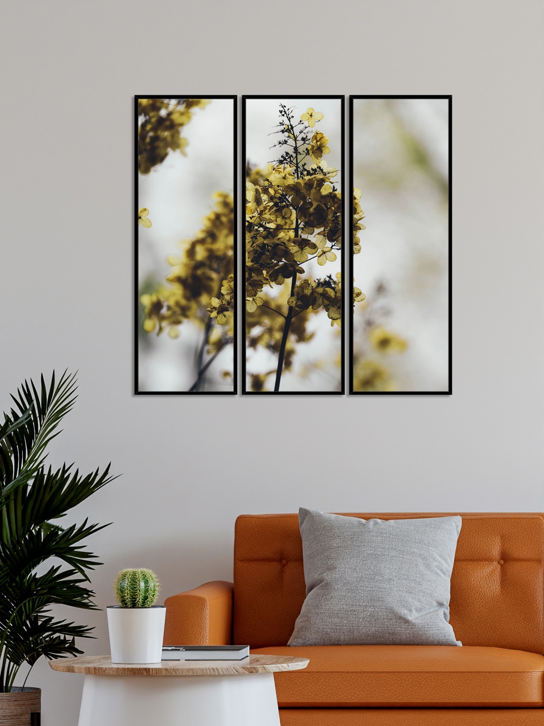 

999Store Set Of 3 Tulip Flower Painting, Grey