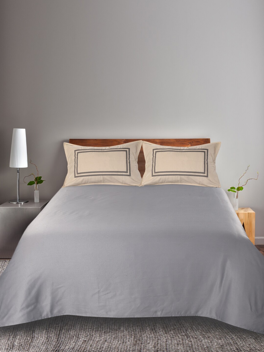 

Saral Home Grey & Beige 160 TC King Bedsheet with 2 Pillow Covers