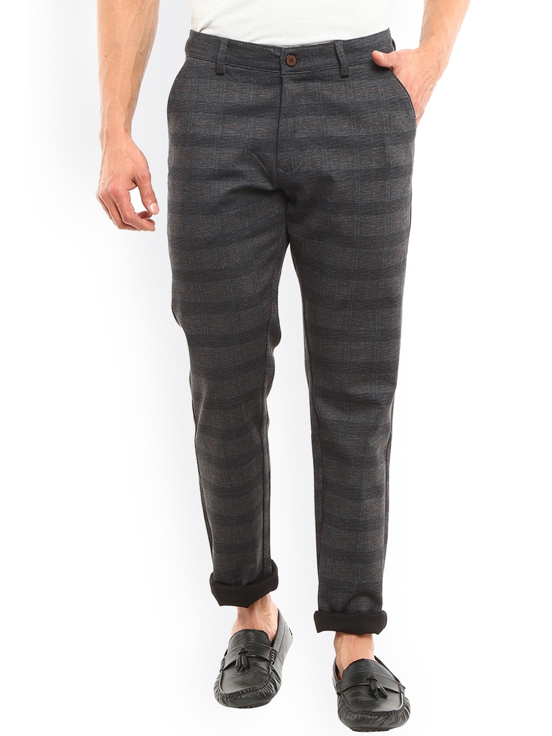 

V-Mart Men Grey Checked Slim Fit Easy Wash Chinos Trousers