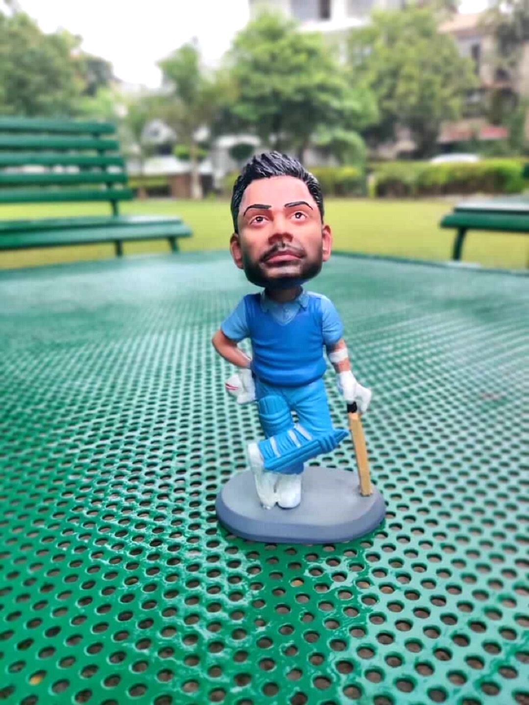 

Awestuffs Blue Virat Kohli Bobblehead Figure