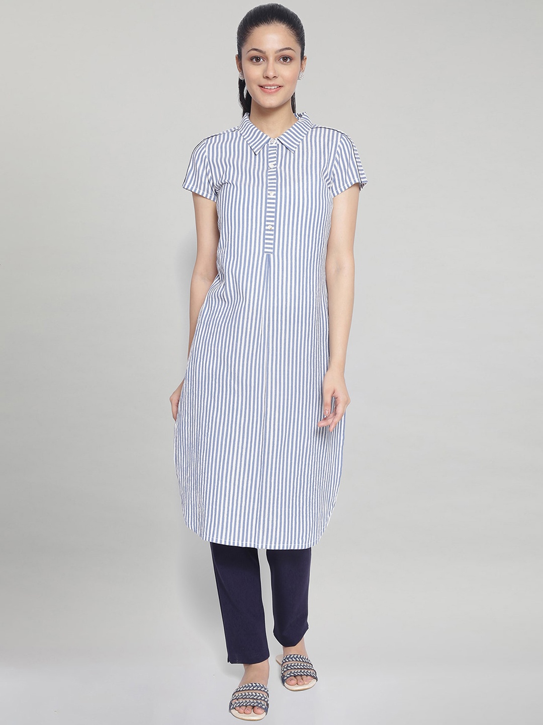 

AURELIA Women Blue Striped Cotton Kurta