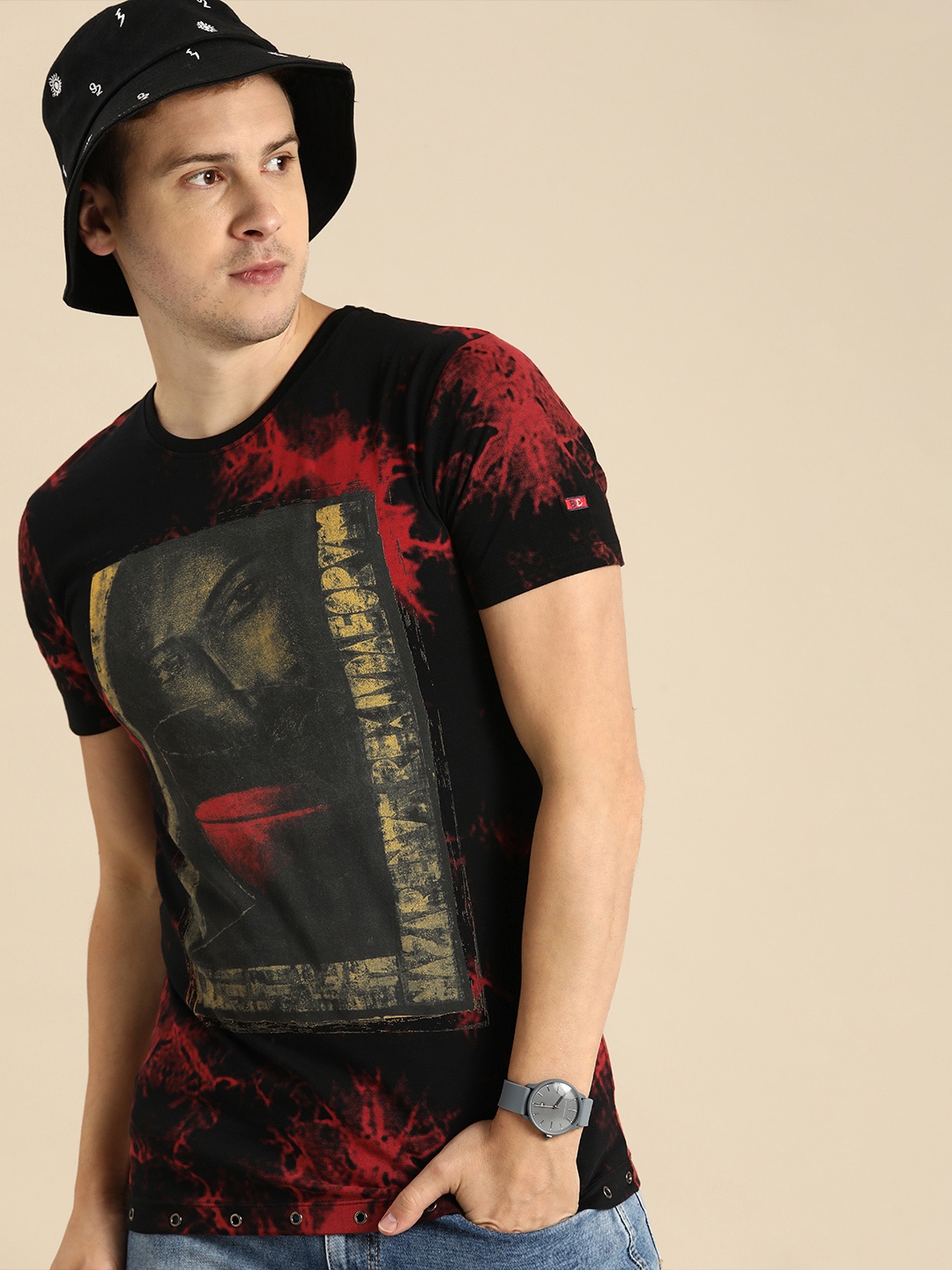 

Being Human Men Black & Red Graphic Printed Pure Cotton T-shirt