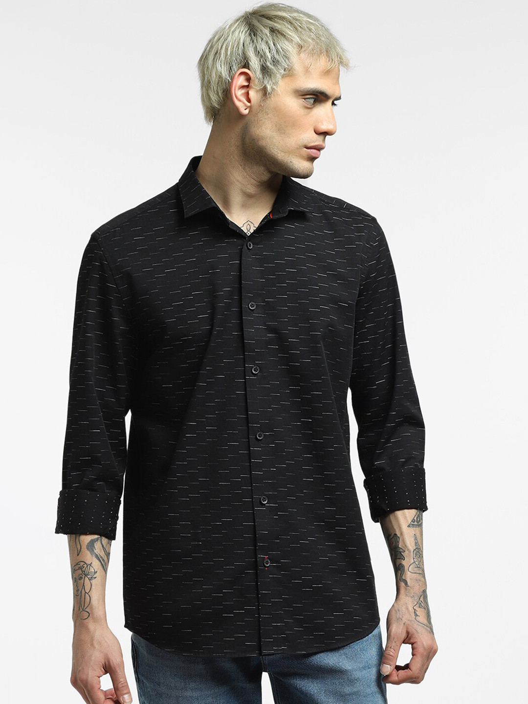 

Jack & Jones Men Black & White Printed Regular Fit Cotton Casual Shirt