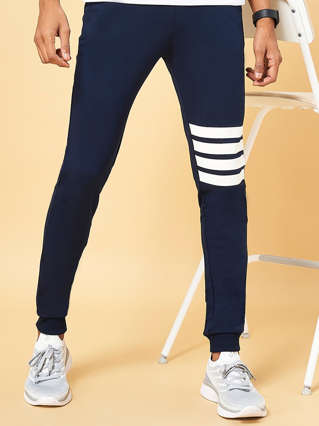 

Ajile by Pantaloons Men Navy Blue Pure Cotton Slim-Fit Joggers