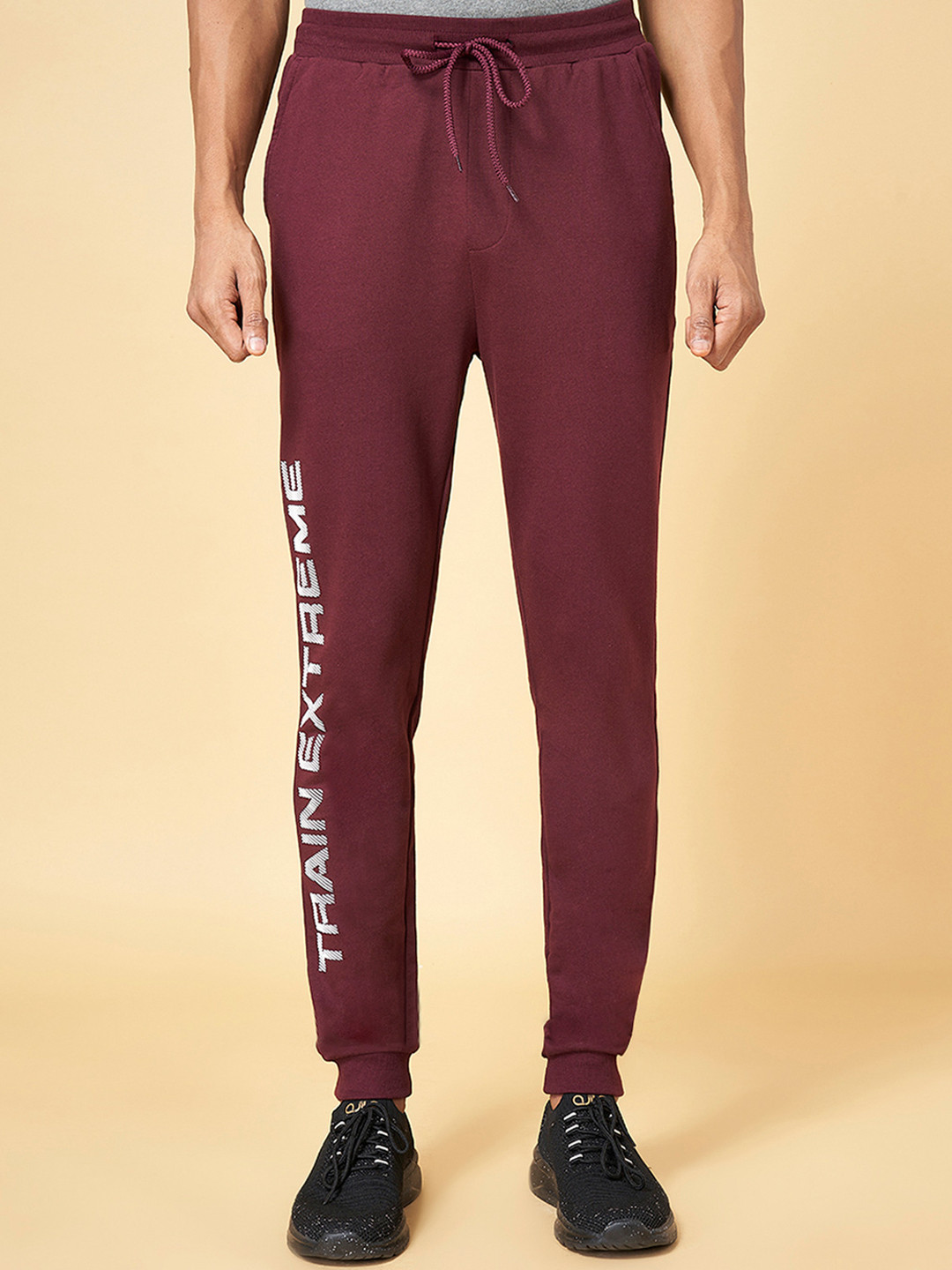 

Ajile by Pantaloons Men Maroon Printed Cotton Slim-Fit Joggers