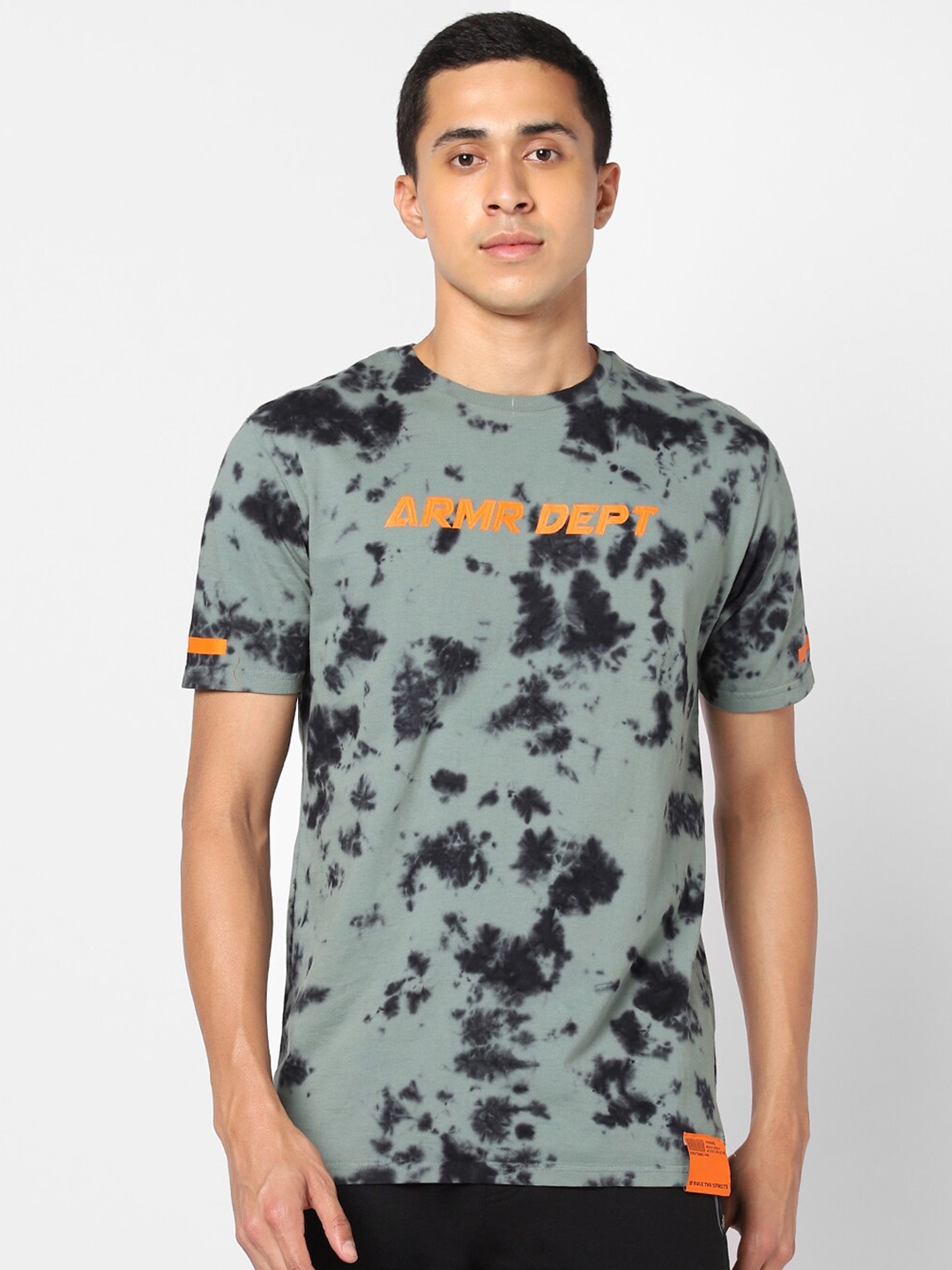 

Street Armor by Pantaloons Men Olive Green Printed T-shirt