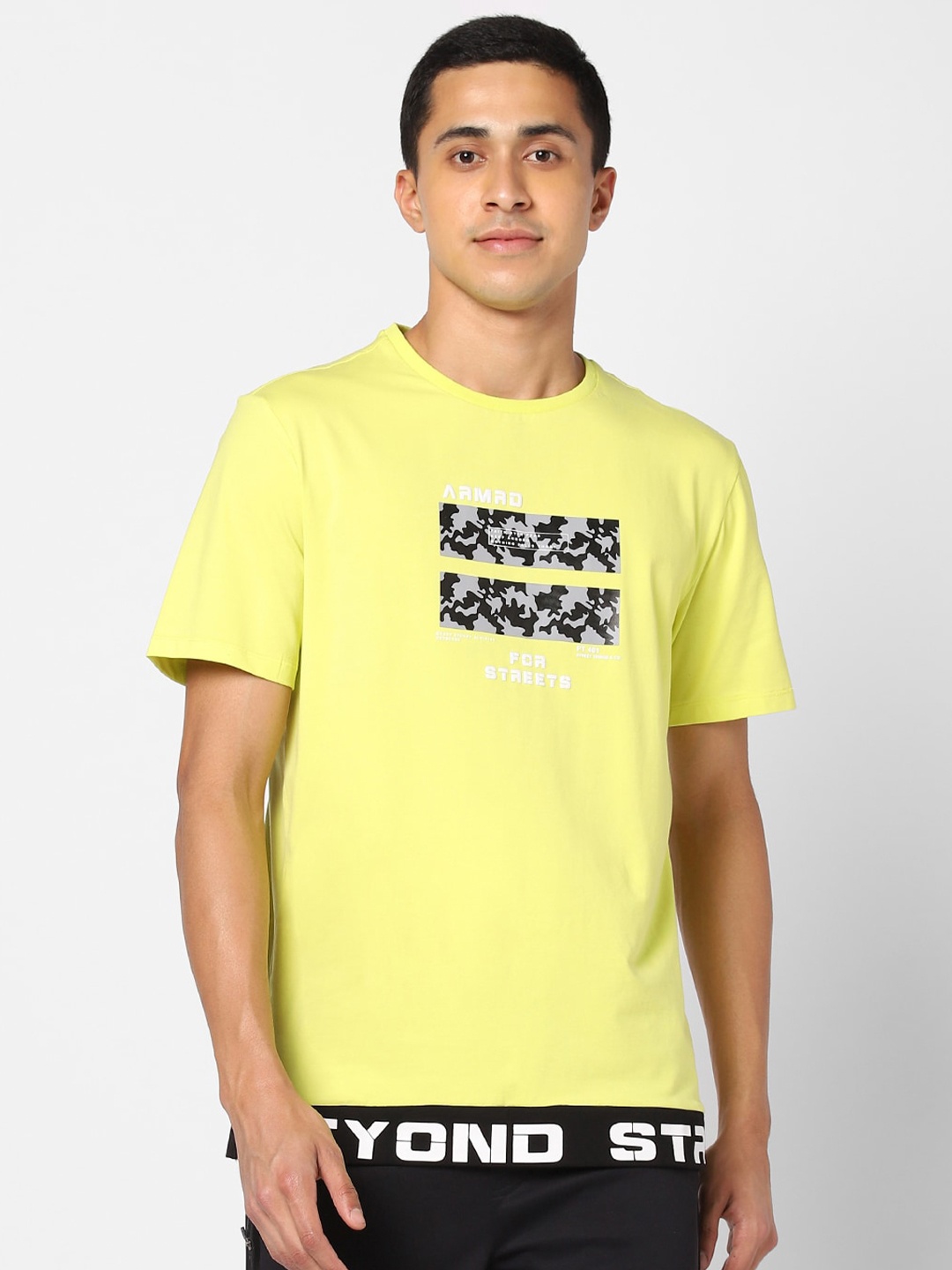 

Street Armor by Pantaloons Men Green Typography Printed T-shirt