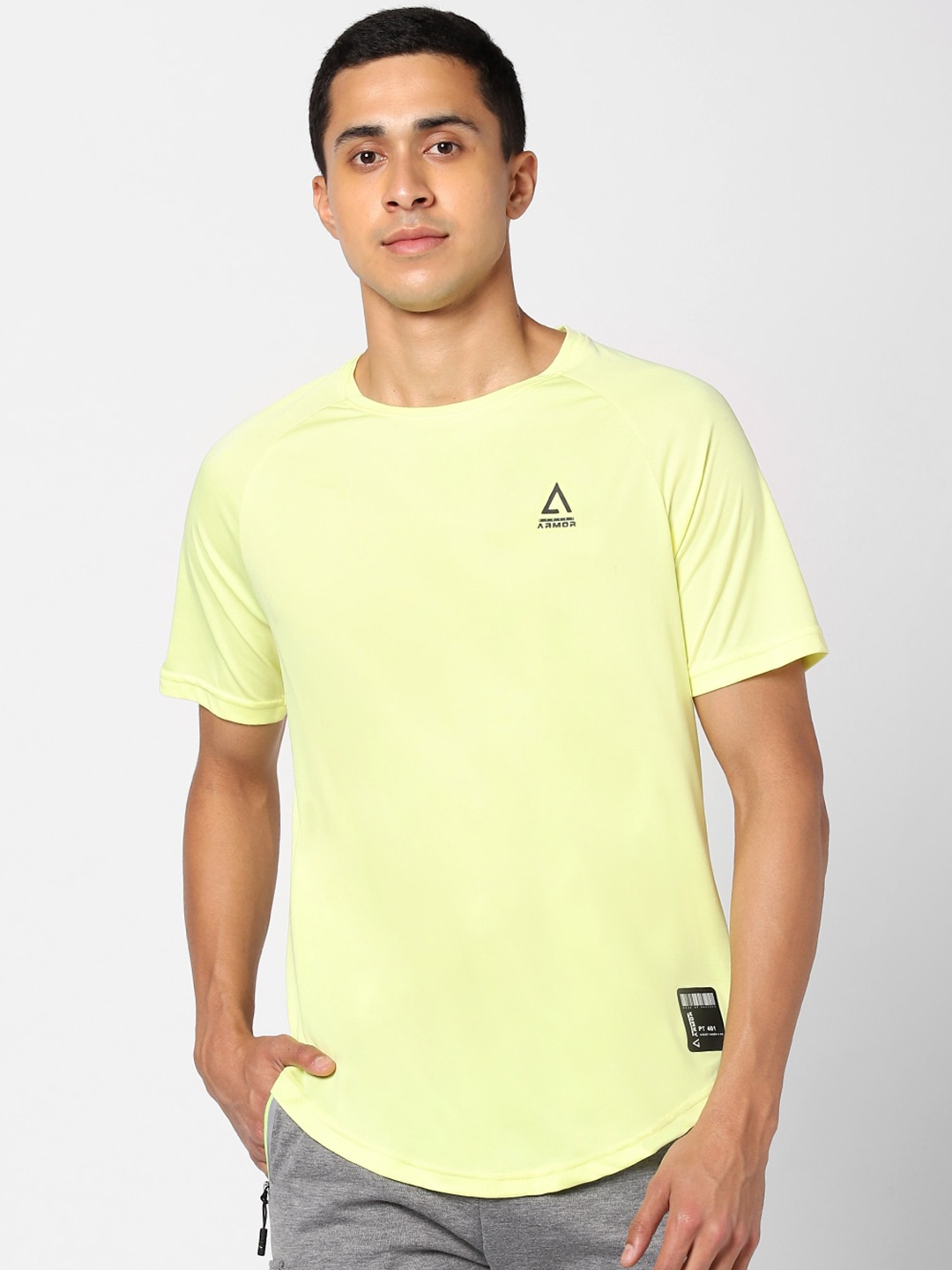 

Street Armor by Pantaloons Men Lime Green Solid T-shirt