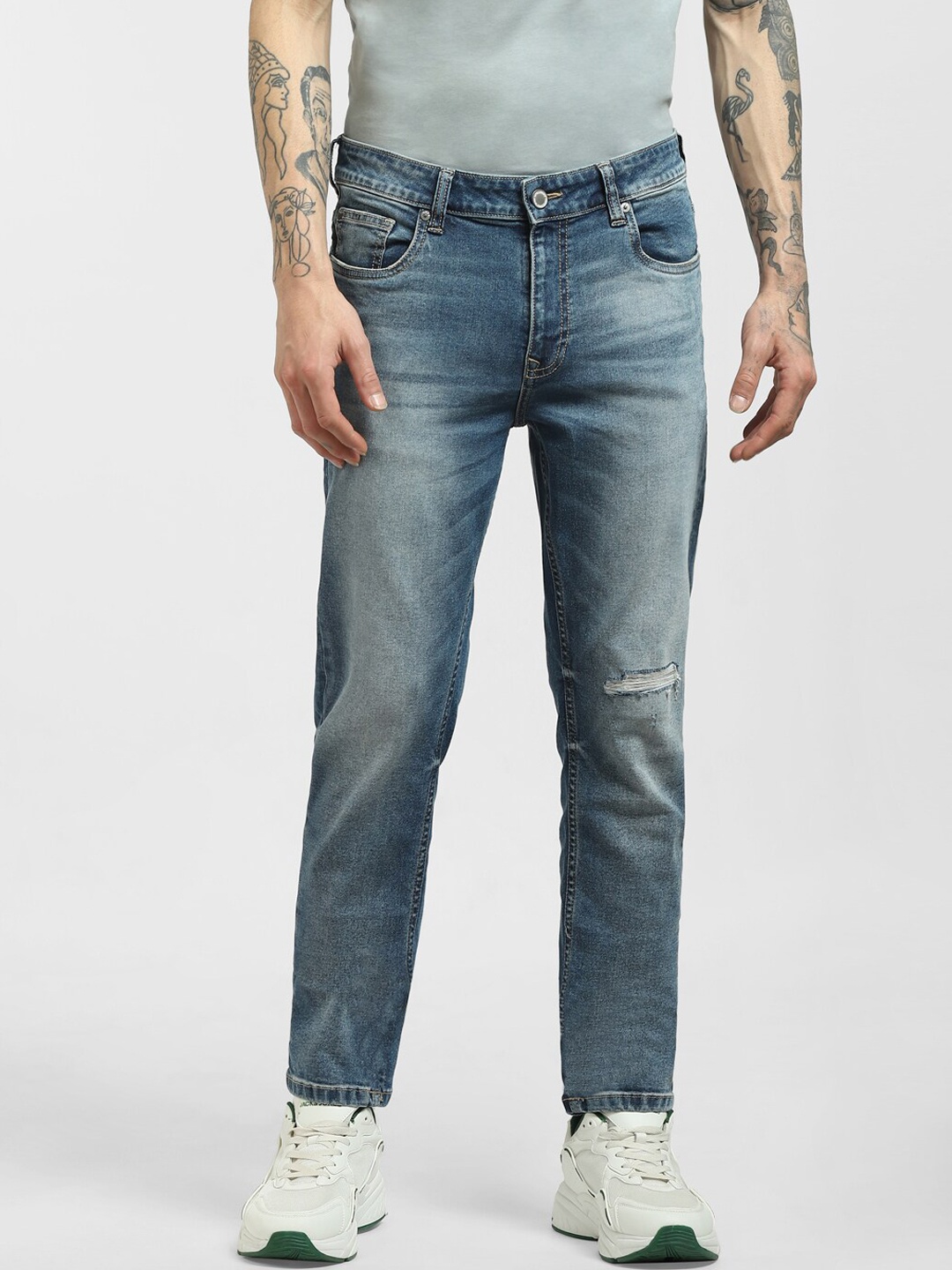 

Jack & Jones Men Blue Low-Rise Mildly Distressed Heavy Fade Jeans