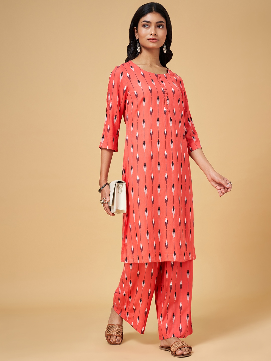 

RANGMANCH BY PANTALOONS Women Peach-Coloured Printed Kurti with Palazzos