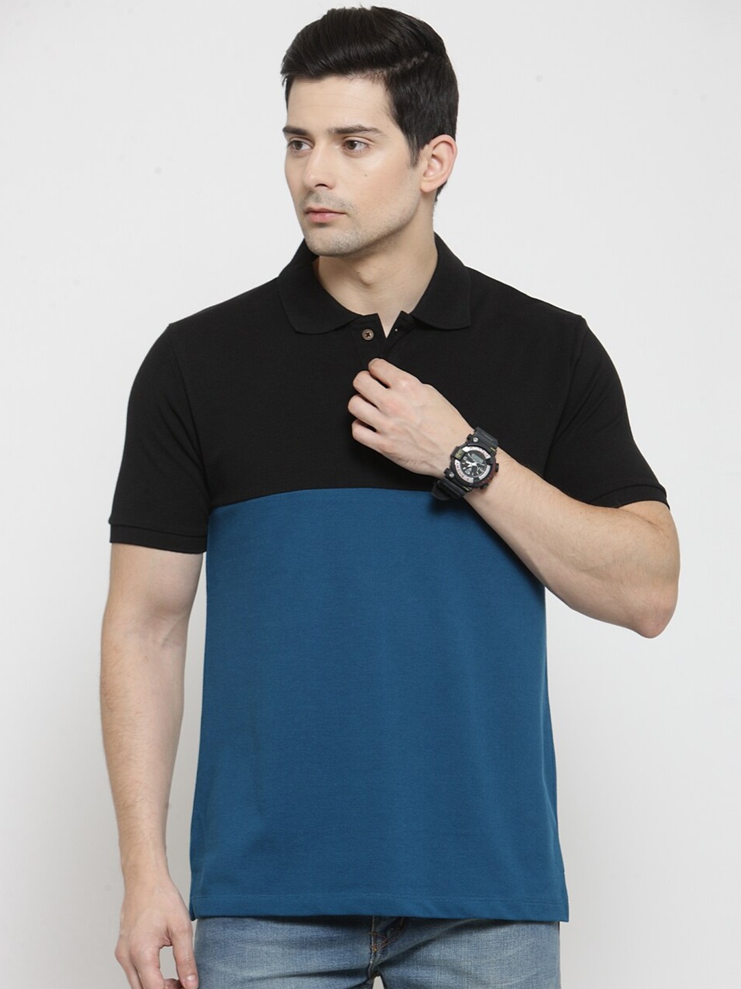 

Kalt Men Teal Colourblocked Polo Collar T-shirt