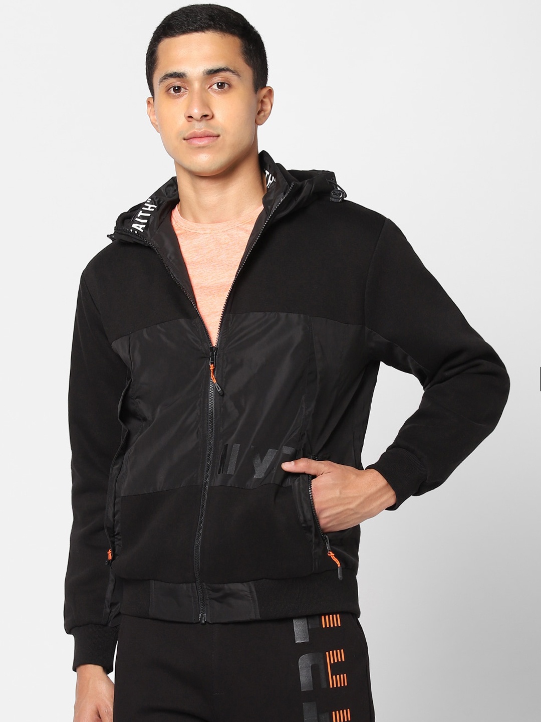 

Street Armor by Pantaloons Men Black Colourblocked Padded Jacket