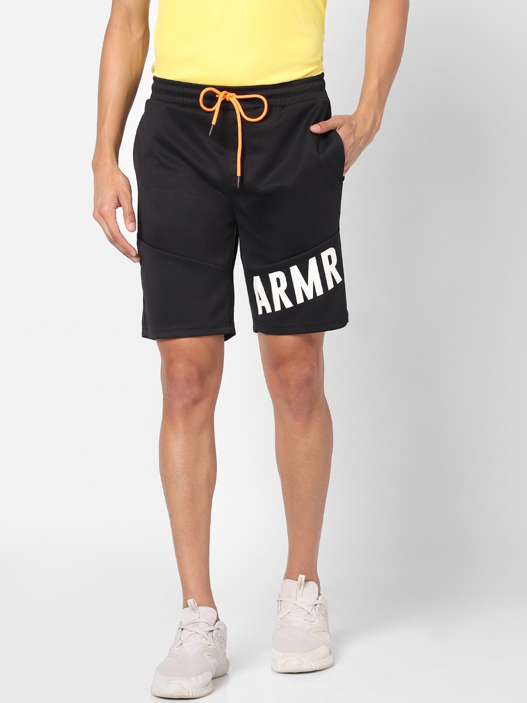 

Street Armor by Pantaloons Men Black & White Typography Printed Sports Shorts