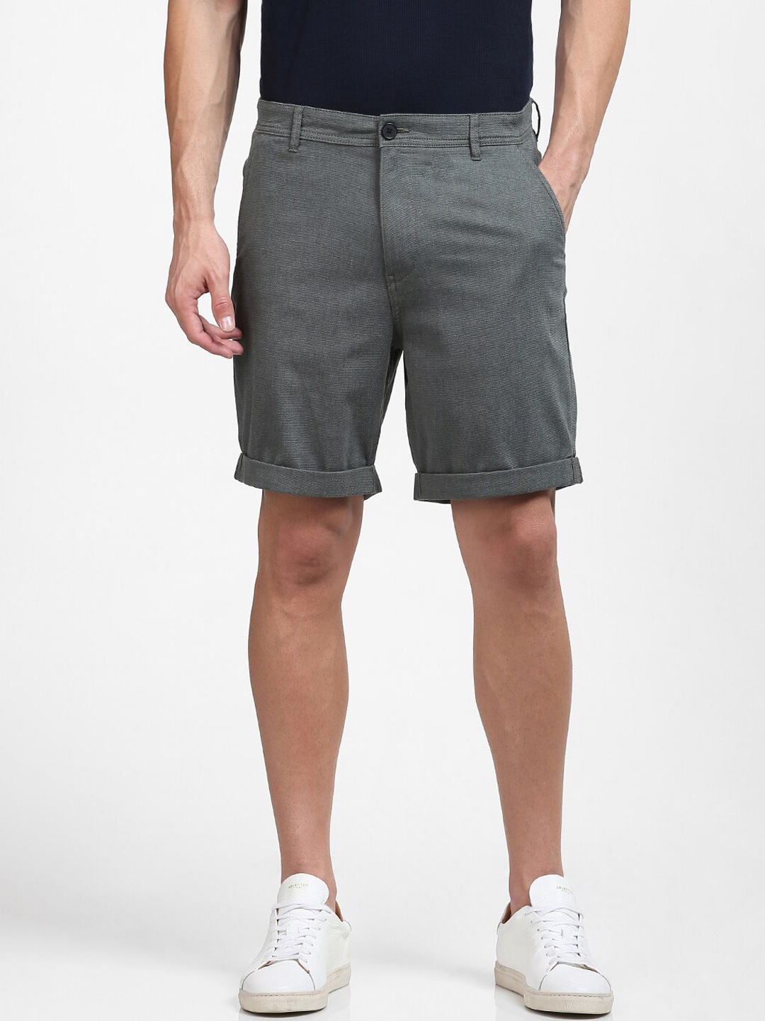 

SELECTED Men Grey Cotton Chino Shorts