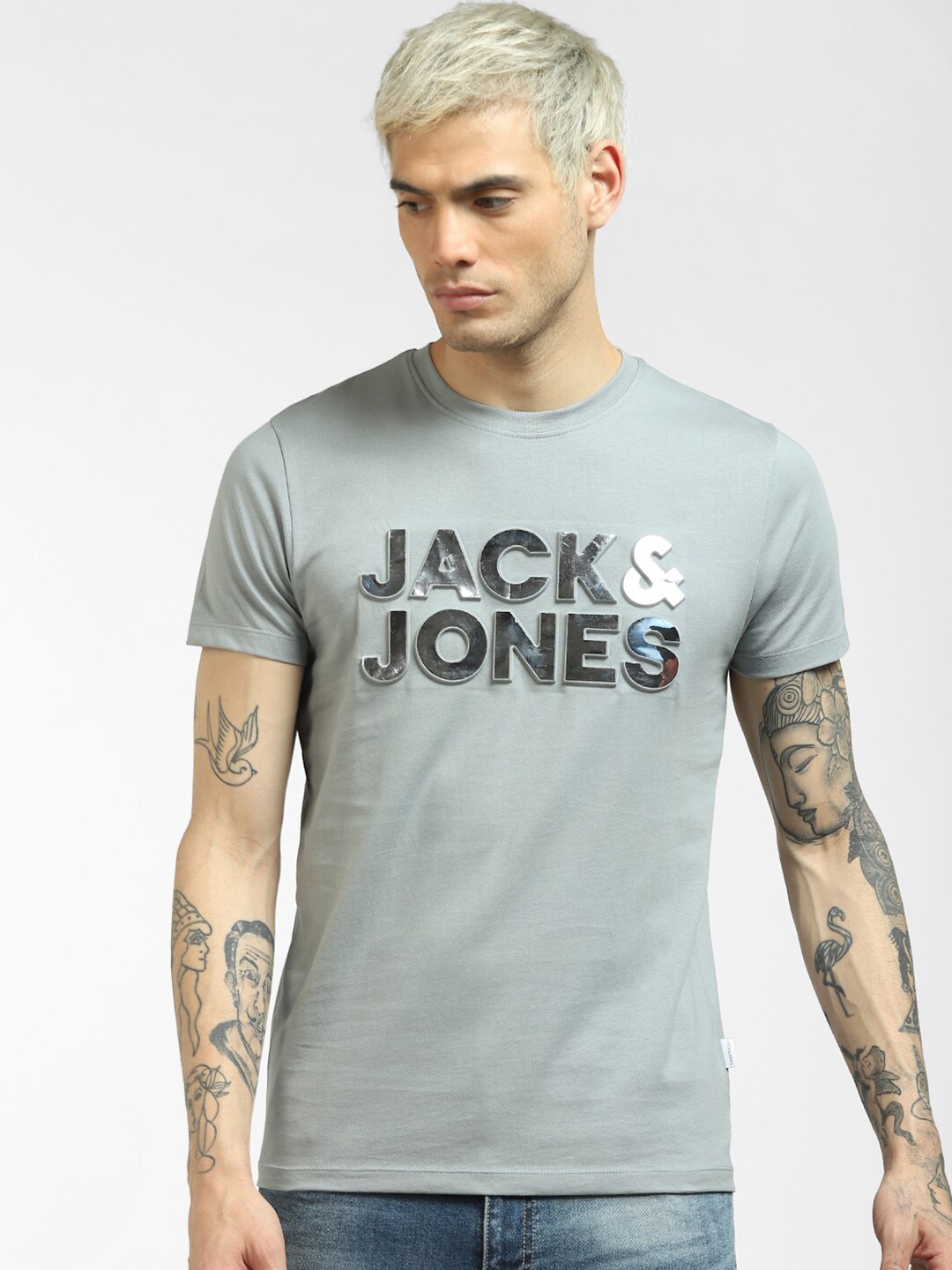 

Jack & Jones Men Blue Typography Printed Cotton T-shirt