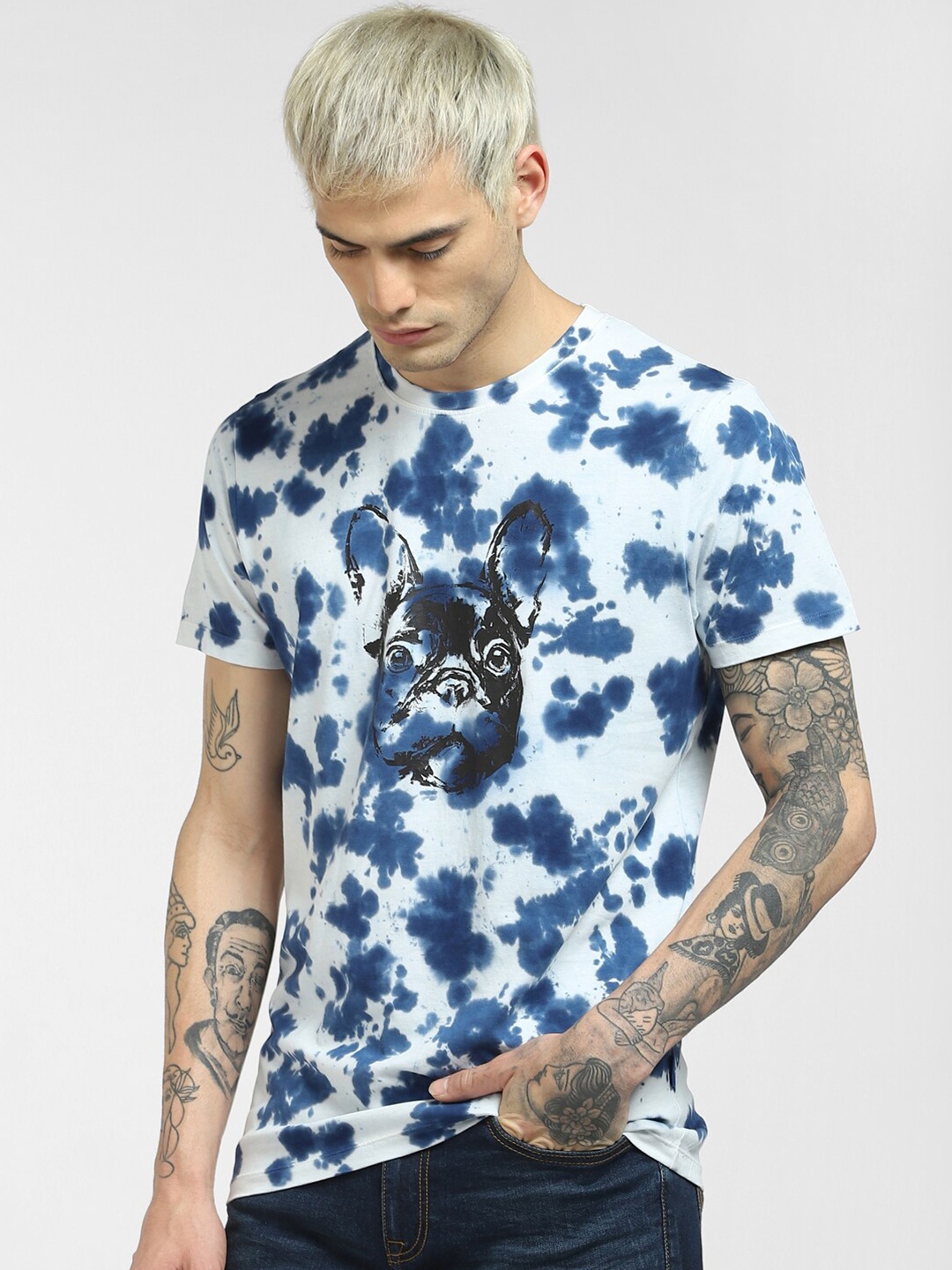 

Jack & Jones Men White & Blue Printed T-shirt