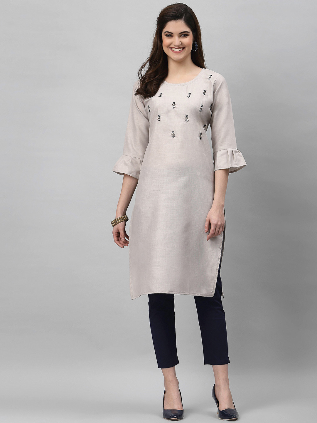 

KALINI Women Grey Embroidered Flared Sleeves Thread Work Kurta