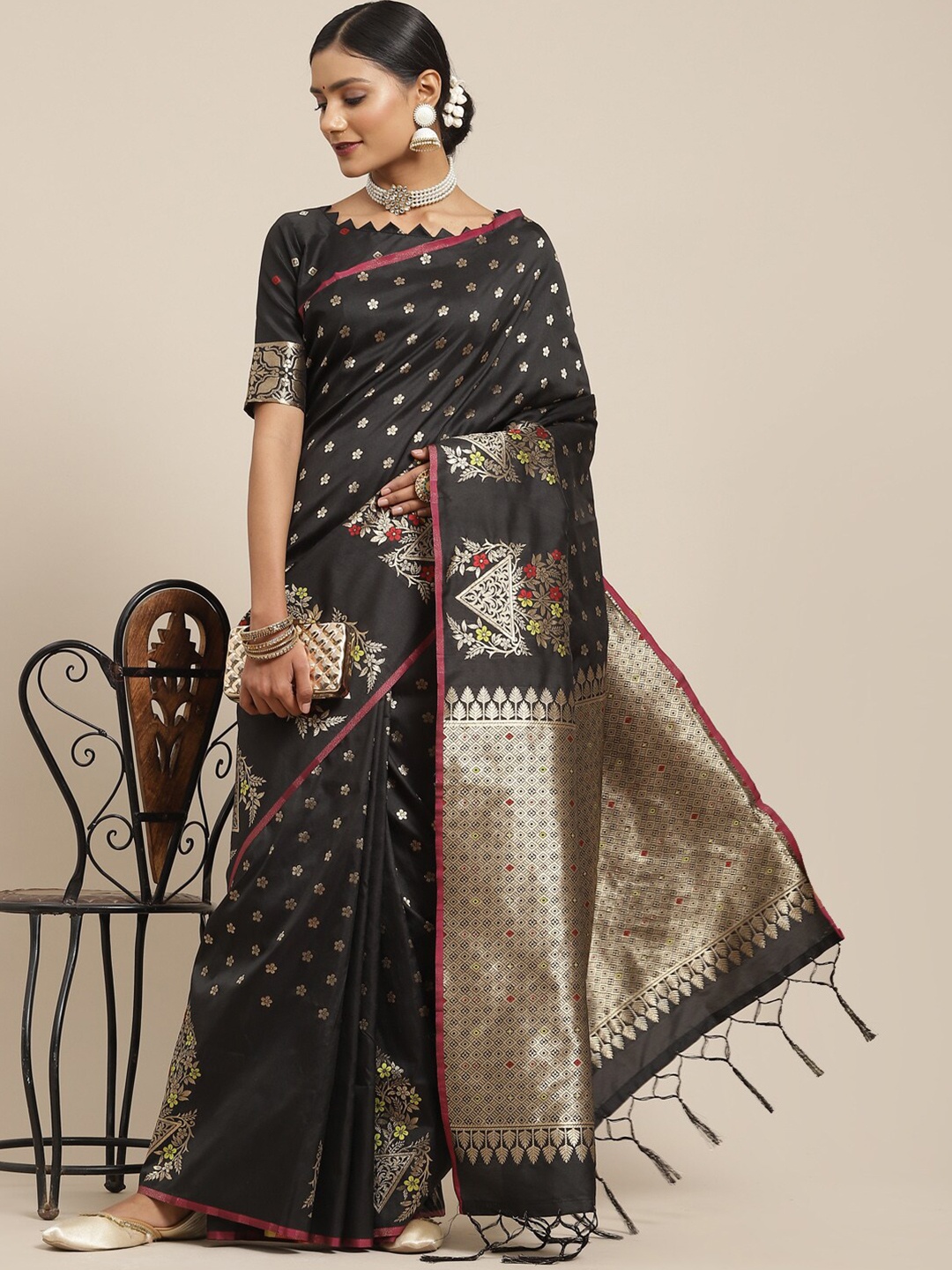 

KALINI Black & Red Floral Banarasi Saree