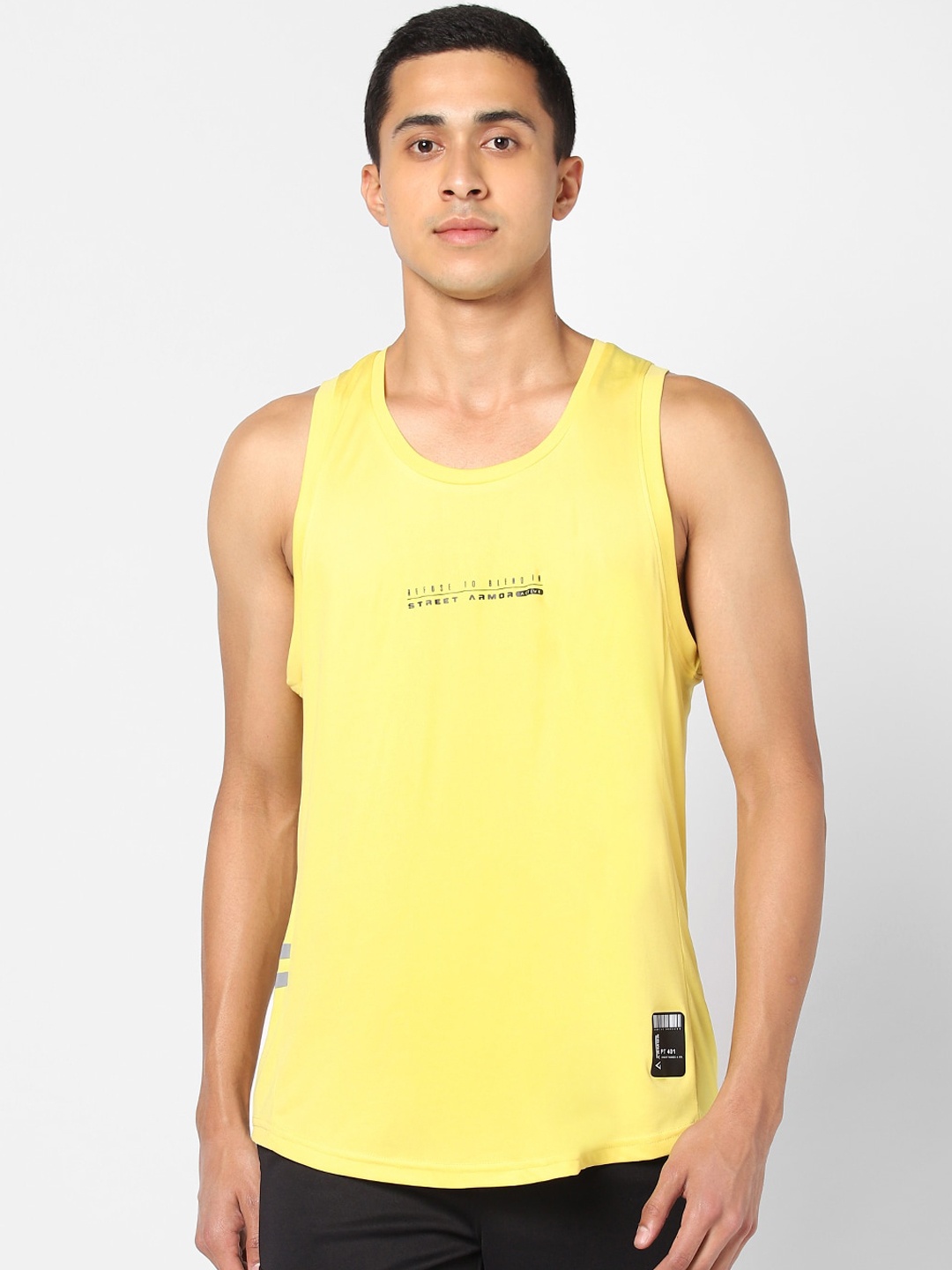 

Street Armor by Pantaloons Men Yellow Printed Basic Innerwear Vest
