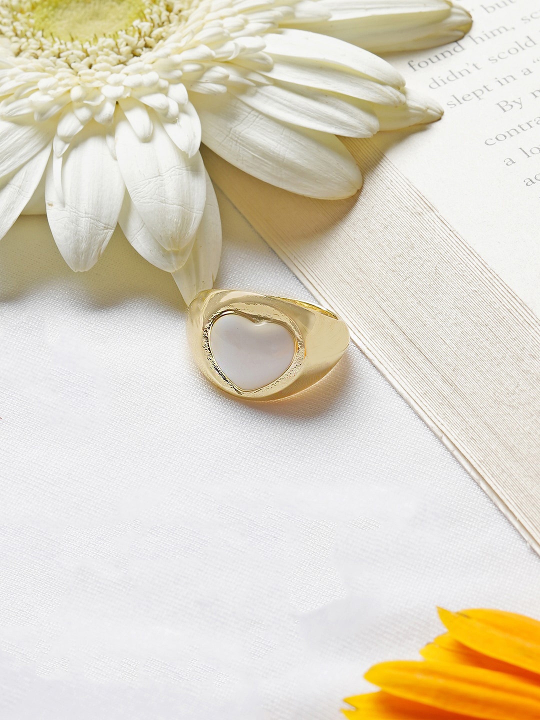 

JOKER & WITCH Women White I Heart Colour Pop Ring