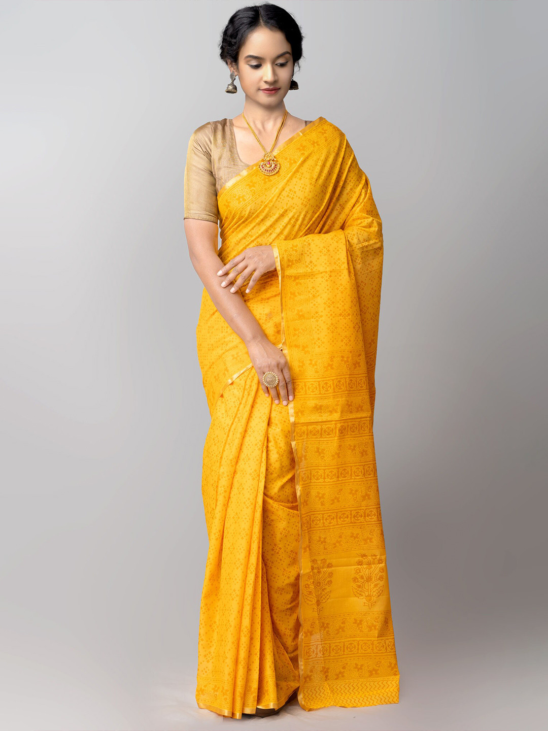 

Unnati Silks Yellow & Gold-Toned Ethnic Motifs Pure Cotton Block Print Saree