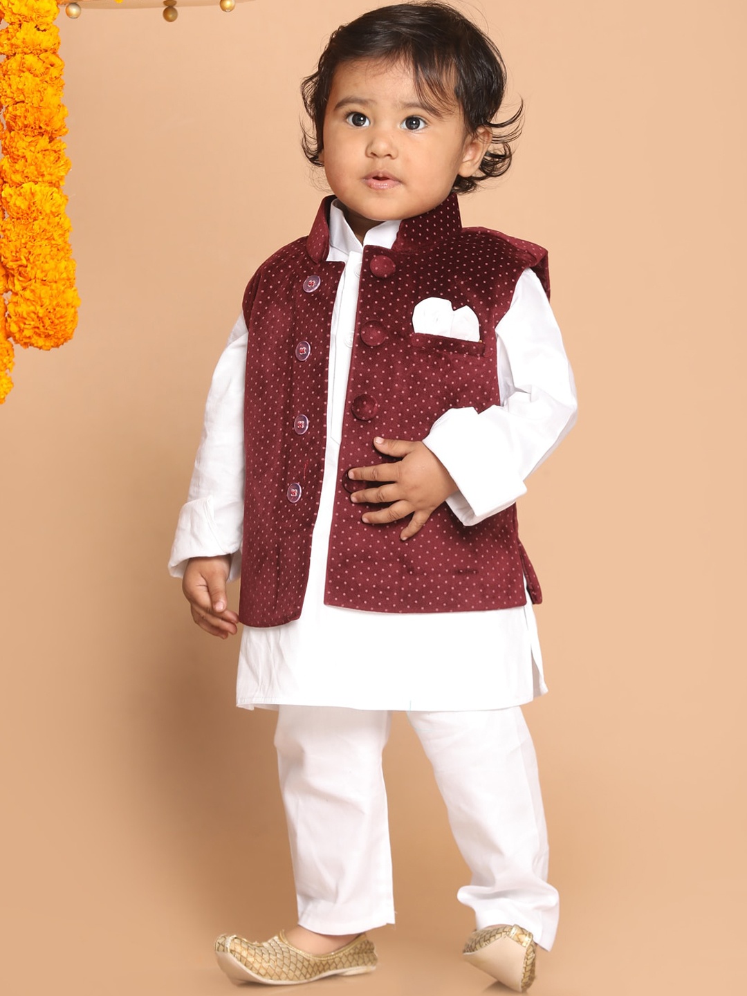 

VASTRAMAY SISHU Boys Maroon Polka Dots Print Velvet Nehru Jacket