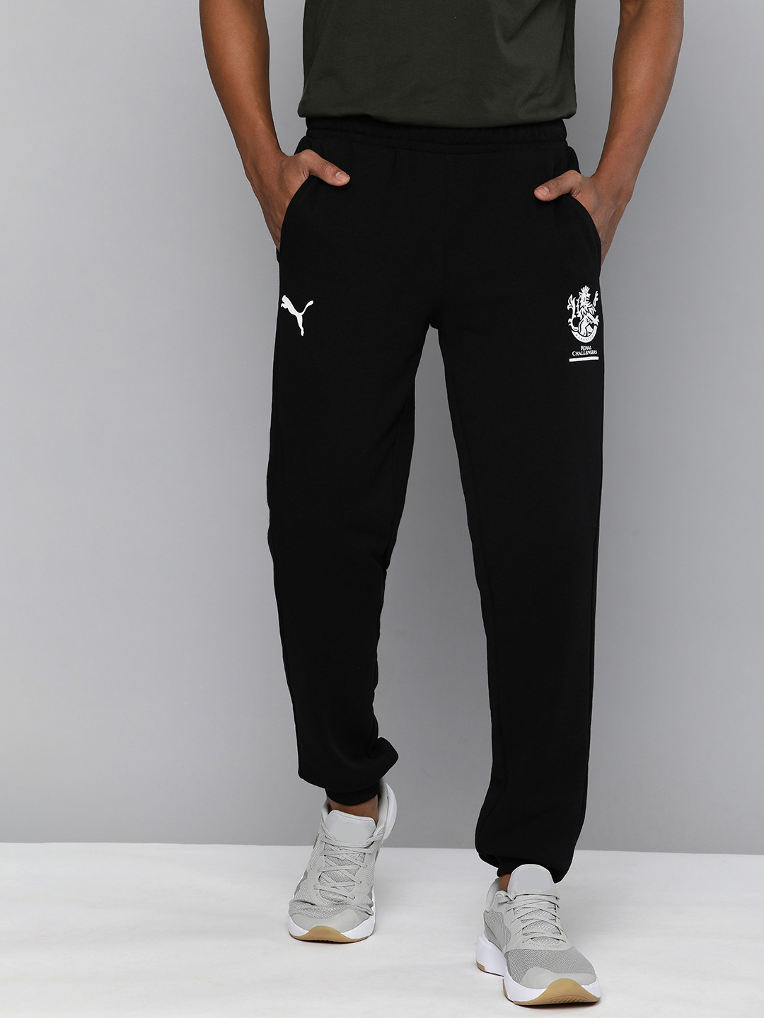 

Puma x Royal Challengers Bangalore Men Regular Fit Graphic Printed Regular Joggers, Black