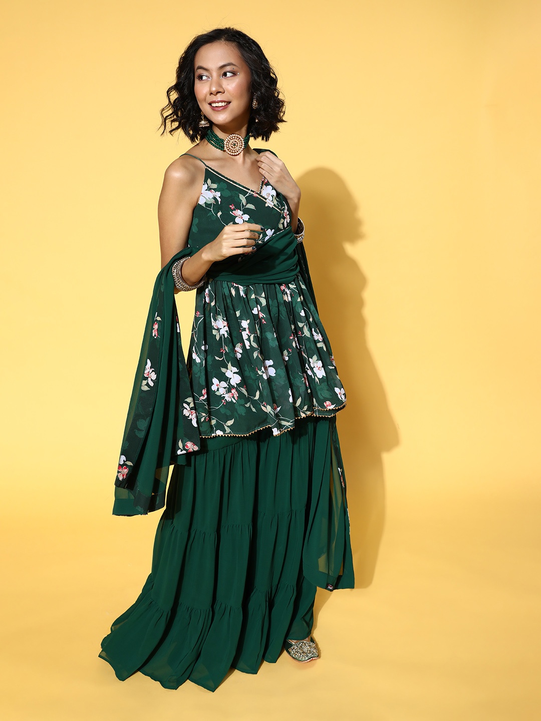 

Inddus Floral Poly Georgette Nuovo Sleeves Kurta Set, Green