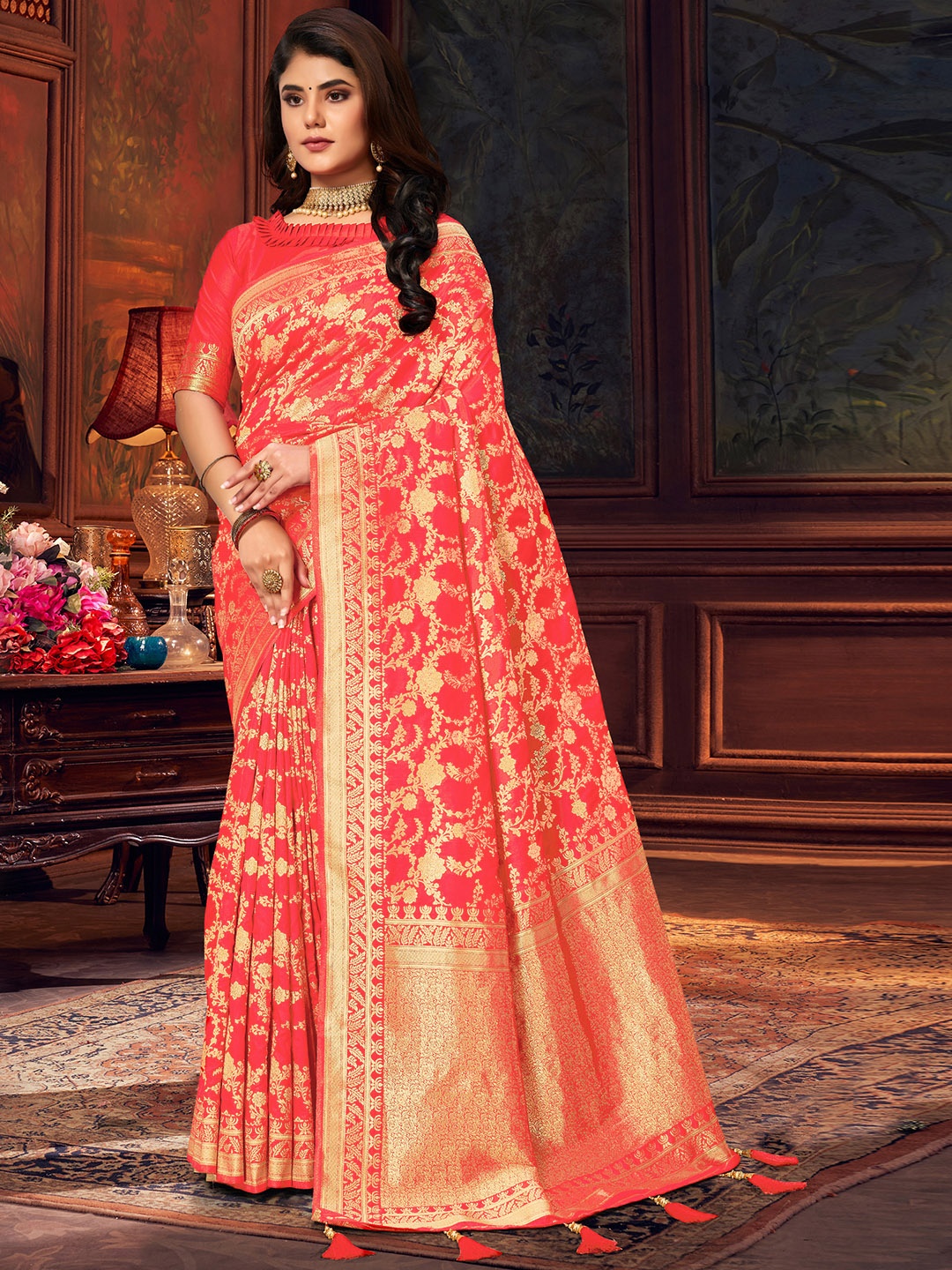 

Inddus Red & Golden Woven Design Zari Silk Blend Kanjeevaram Saree
