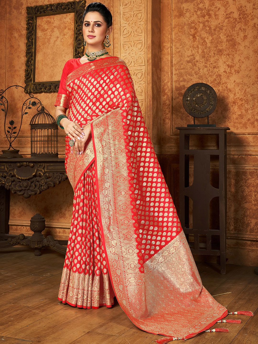 

Inddus Red & Silver Woven Design Zari Silk Blend Kanjeevaram Saree