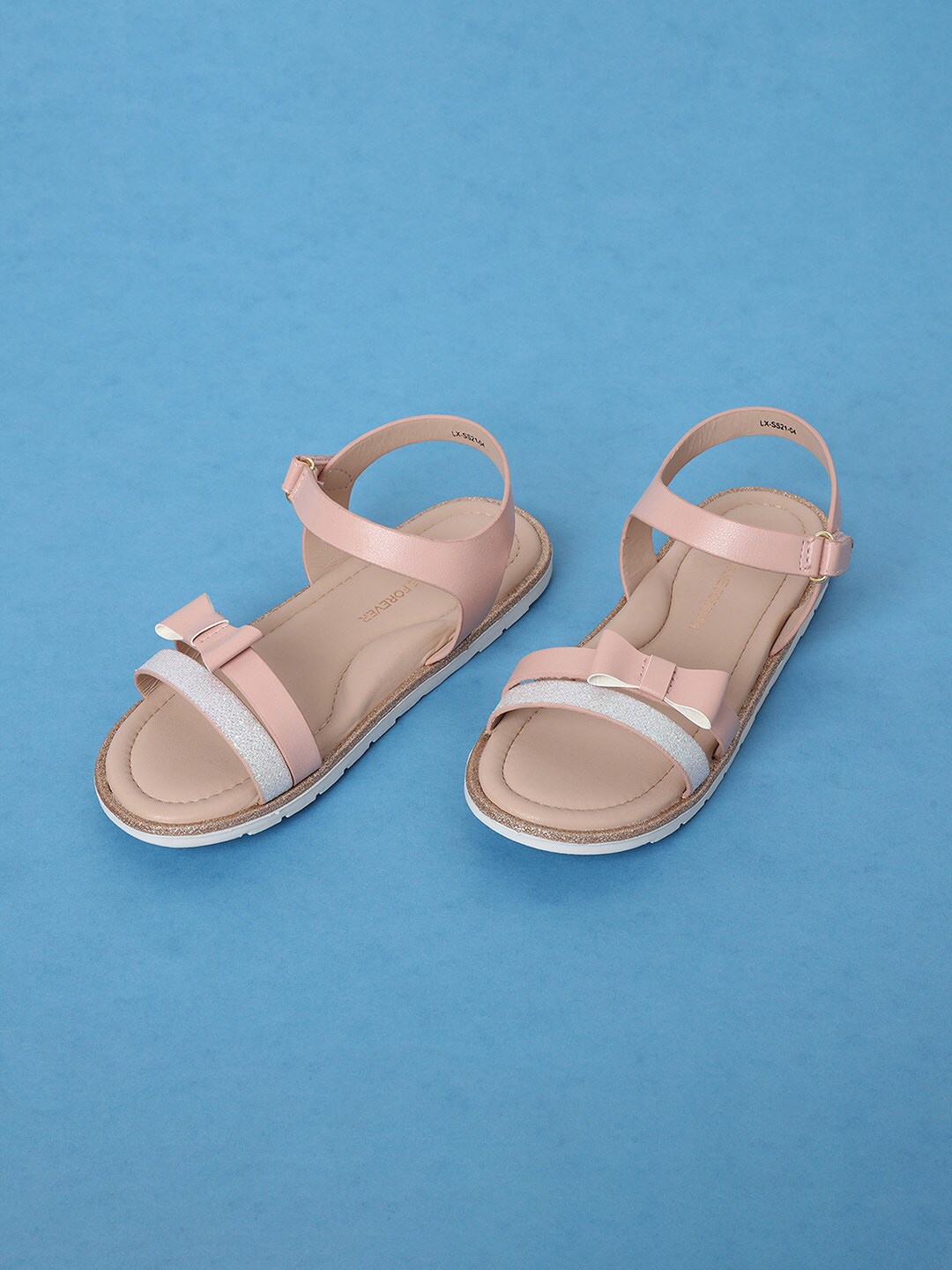 

Fame Forever by Lifestyle Girls Pink & White Open Toe Flats