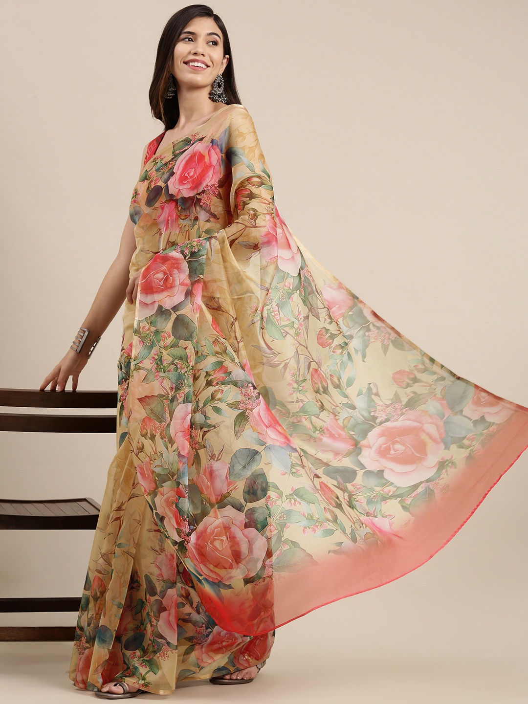 

Saree mall Cream-Coloured & Pink Floral Printed Organza Sarees
