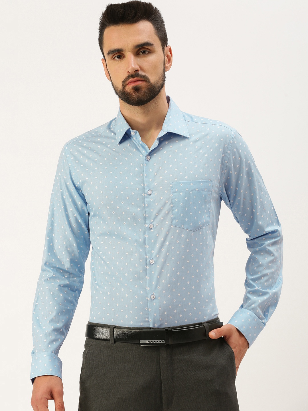 

IVOC Men Blue & White Comfort Printed Cotton Formal Shirt
