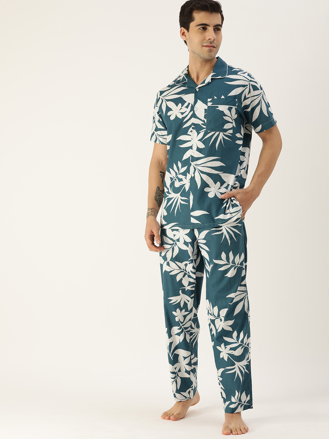 

Bene Kleed Men Teal Green & White Floral Print Pure Cotton Pyjamas Set